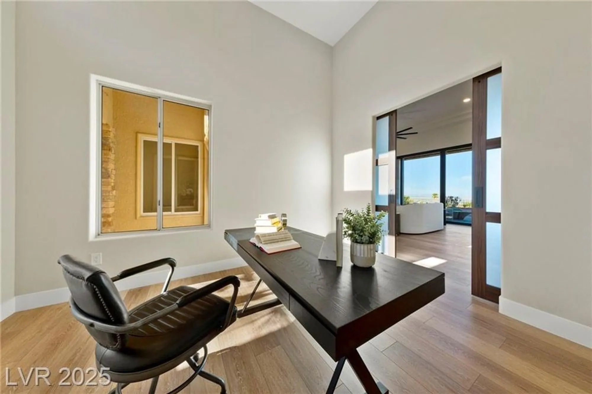 Property Slideshow image 17 of 56 | 2548 faiss dr, Las Vegas, NV, 89134