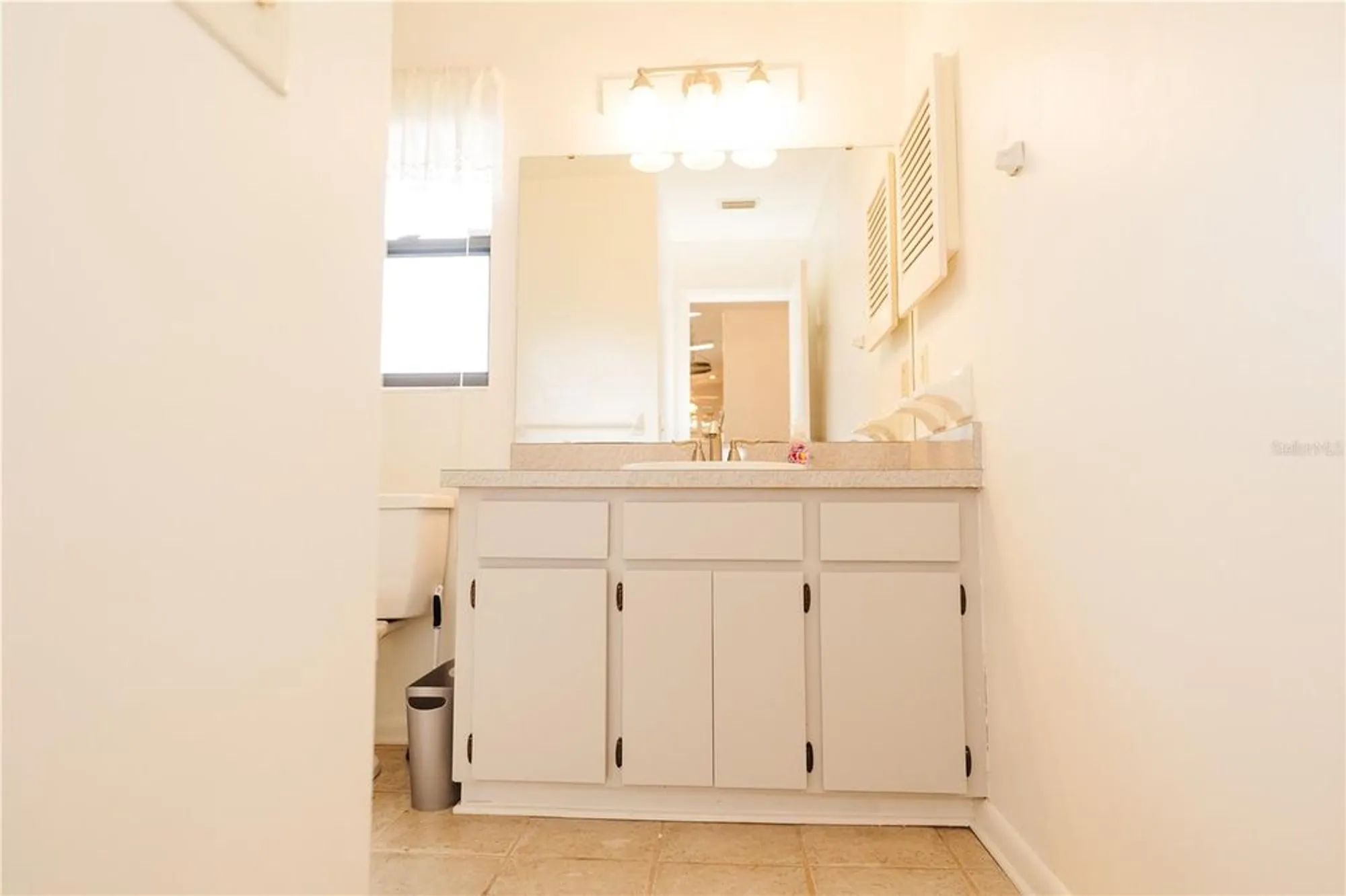 Property Slideshow image 22 of 41 | 3130 prairie dunes cir, Lakeland, FL, 33810