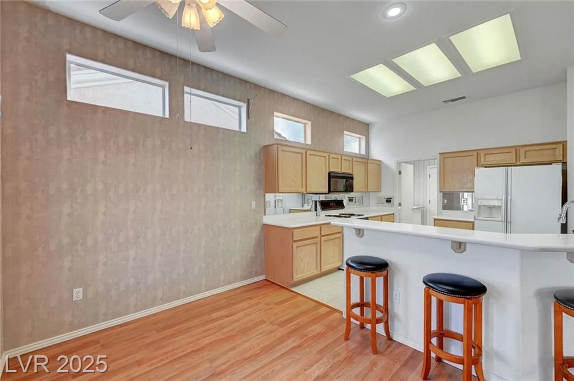 Property Slideshow image 12 of 51 | 3020 ripon dr, Las Vegas, NV, 89134