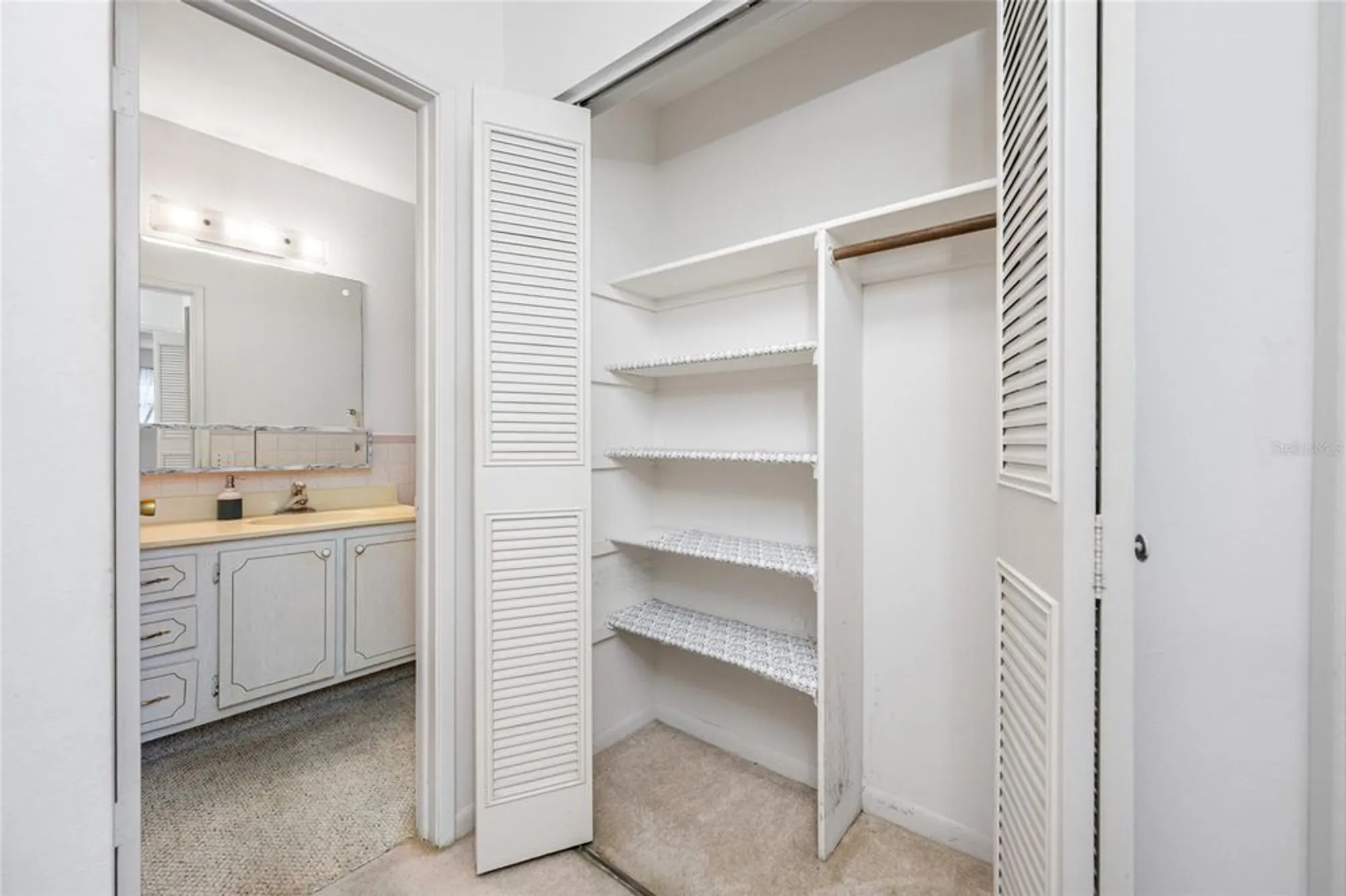 Property Slideshow image 26 of 39 | 5660 80th st n unit d207, St Petersburg, FL, 33709