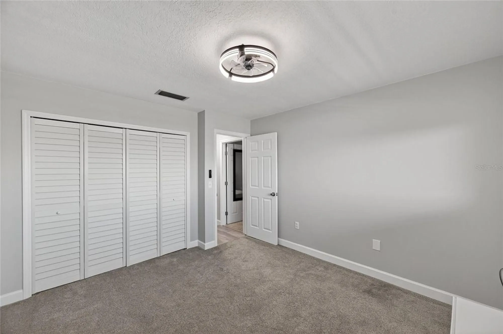 Property Slideshow image 29 of 41 | 5521 80th st n unit 511, Saint Petersburg, FL, 33709