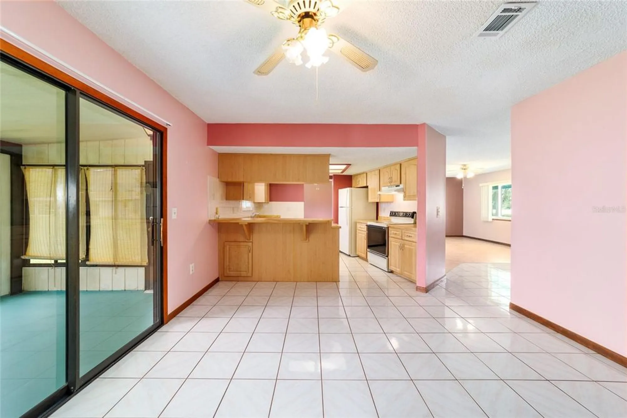 Property Slideshow image 28 of 62 | 9841 sw 102nd pl, Ocala, FL, 34481