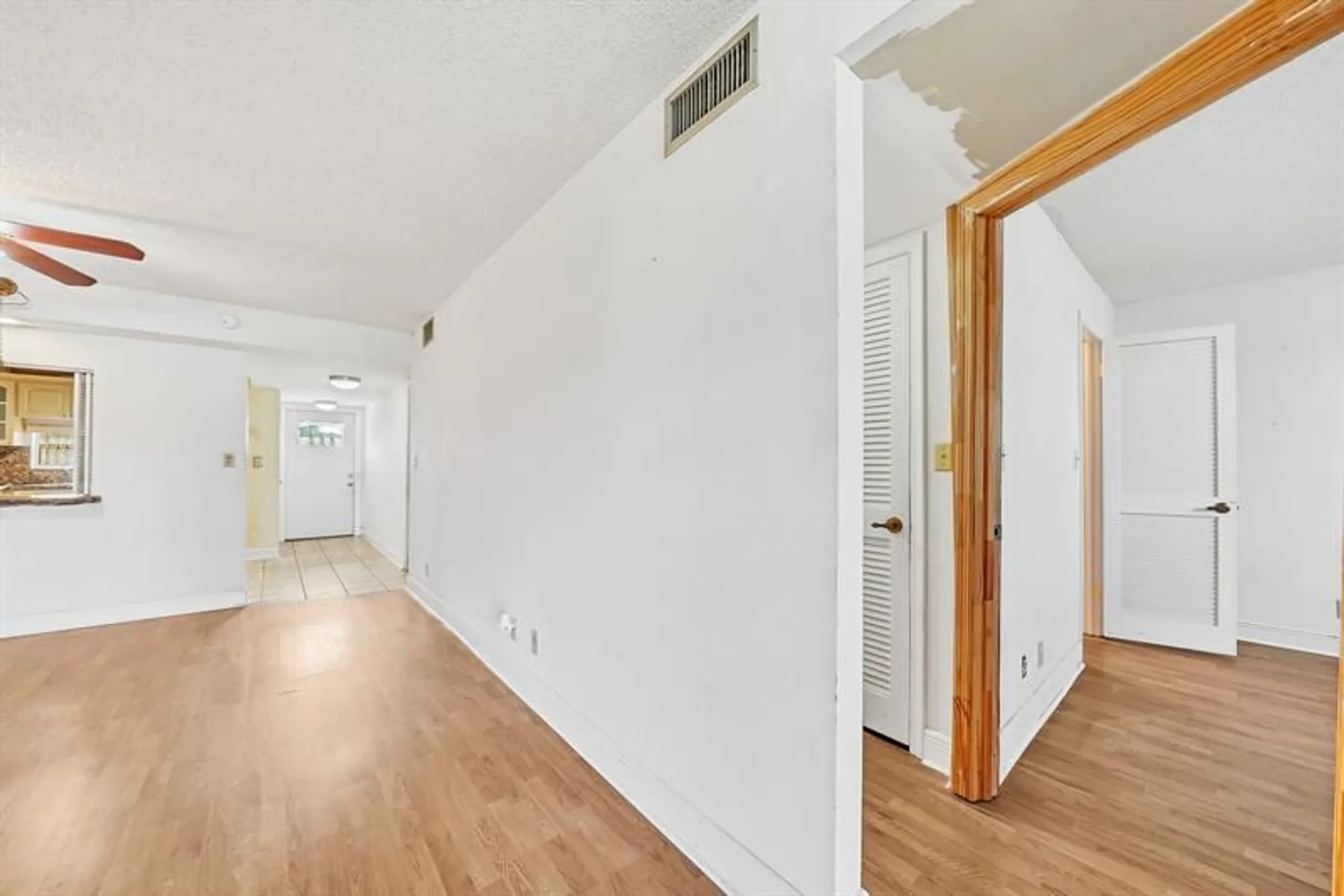 Property Slideshow image 24 of 33 | 8980 s hollybrook blvd 204, Pembroke Pines, FL, 33025