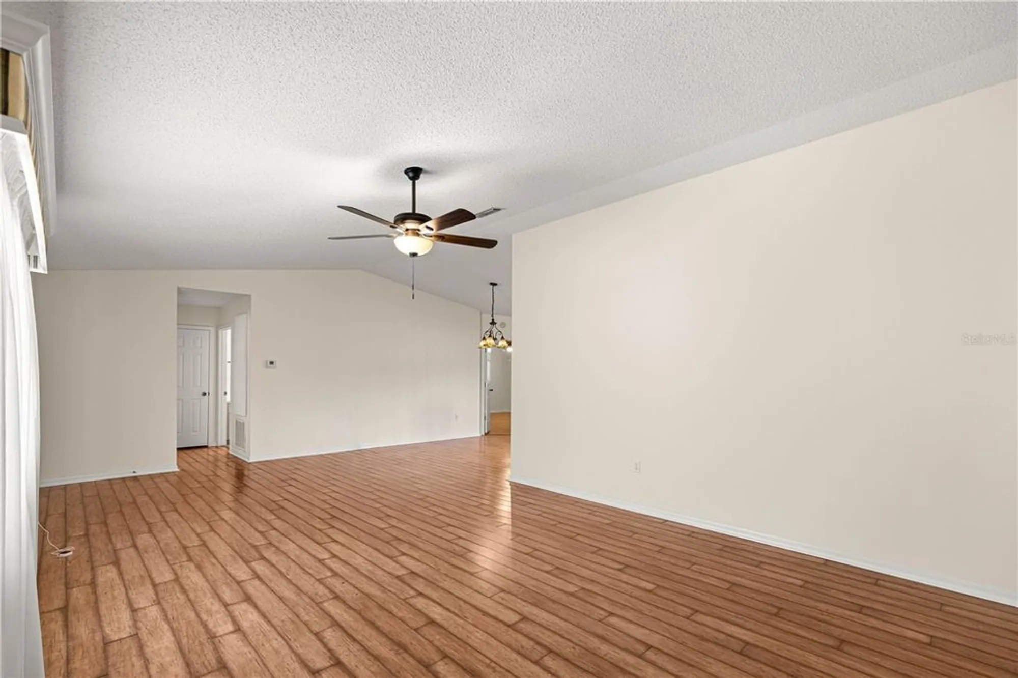 Property Slideshow image 14 of 43 | 17733 se 95th cir, Summerfield, FL, 34491