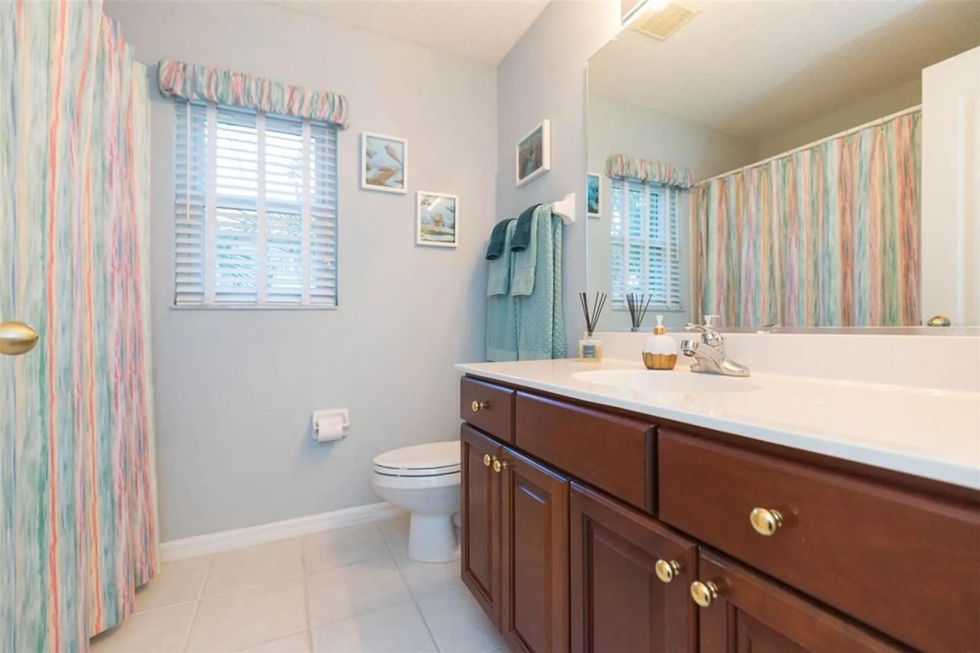 Property Slideshow image 34 of 72 | 951 villeroy greens dr, Sun City Center, FL, 33573