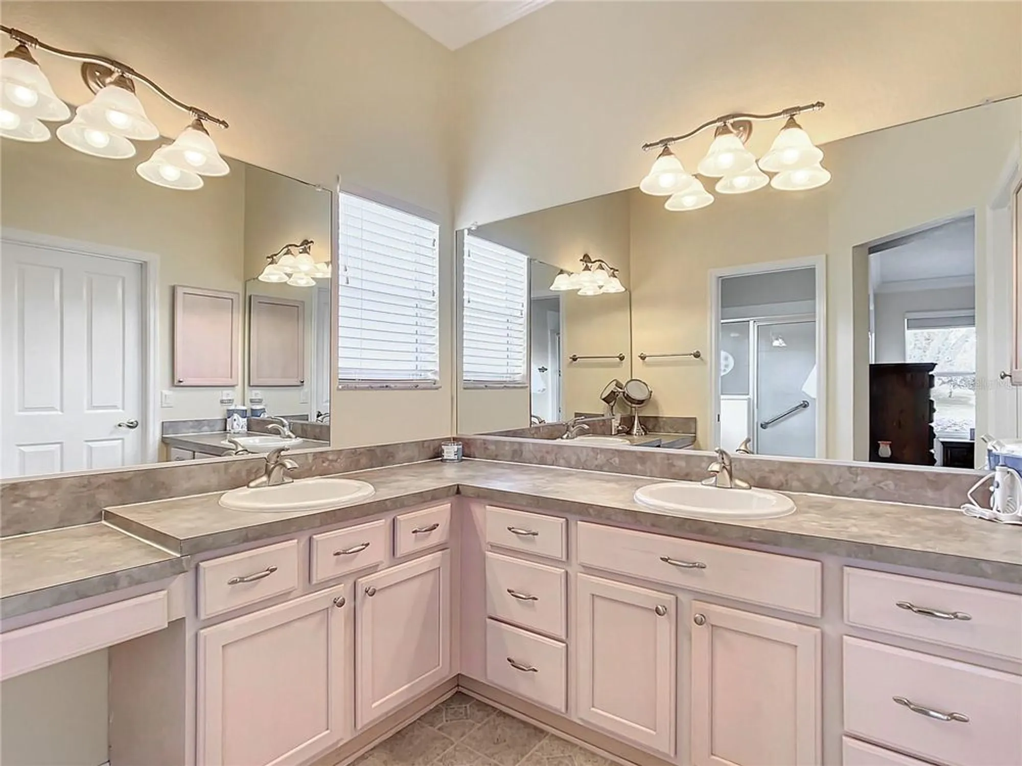 Property Slideshow image 29 of 56 | 8617 se 168th kittredge loop, The Villages, FL, 32162