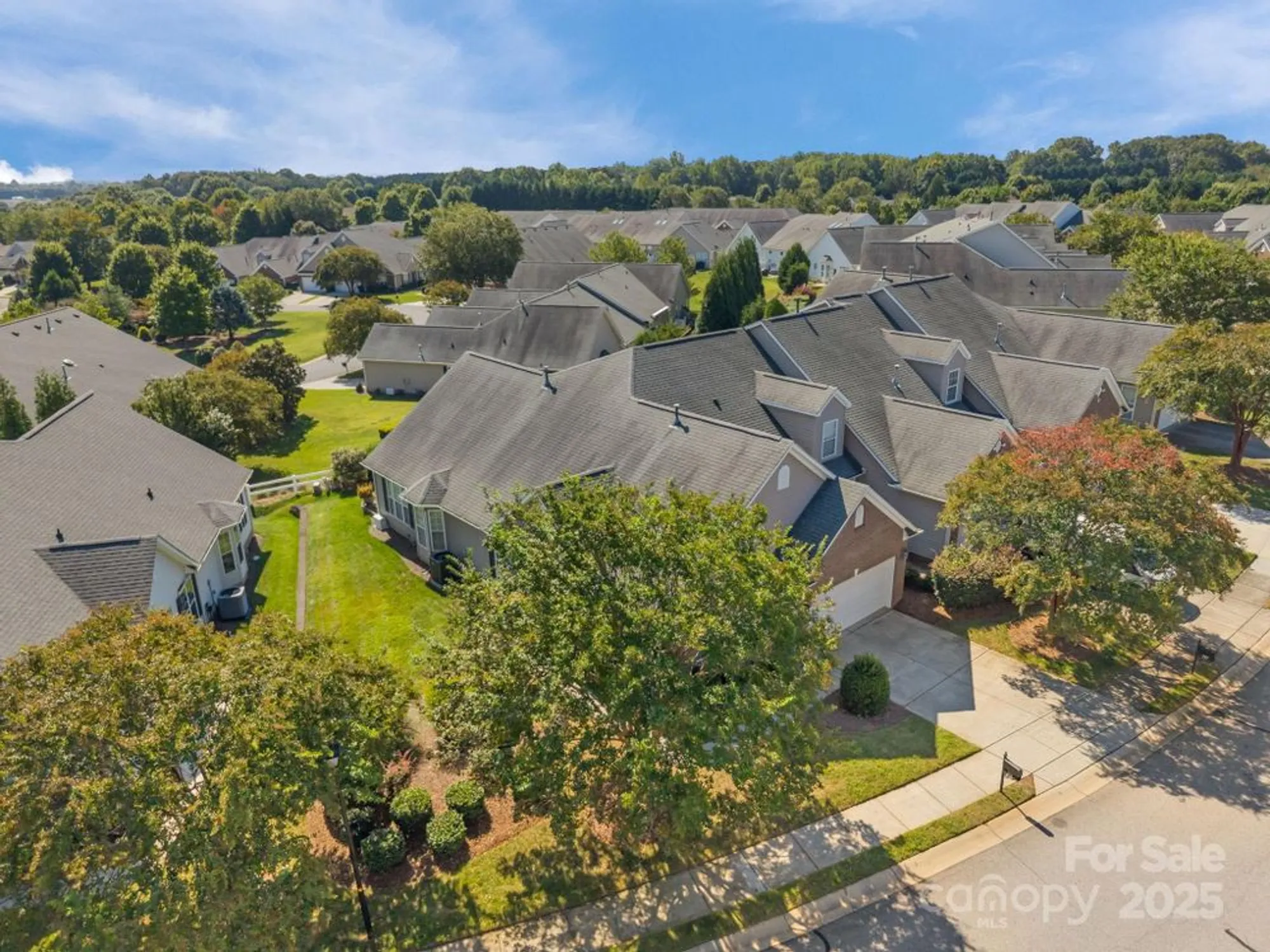 Property Slideshow image 37 of 44 | 253 garnet ct, Fort Mill, SC, 29708