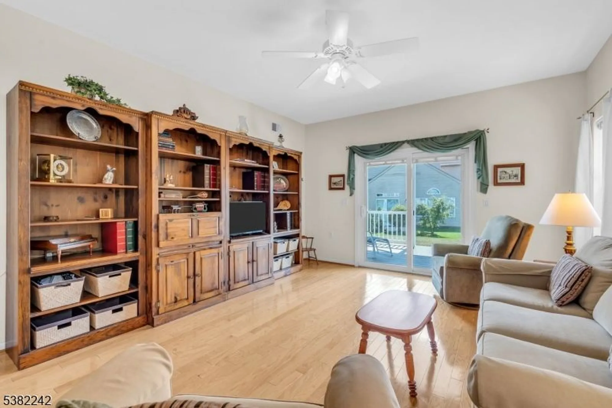 Property Slideshow image 12 of 41 | 12 medici dr, Somerset, NJ, 08873