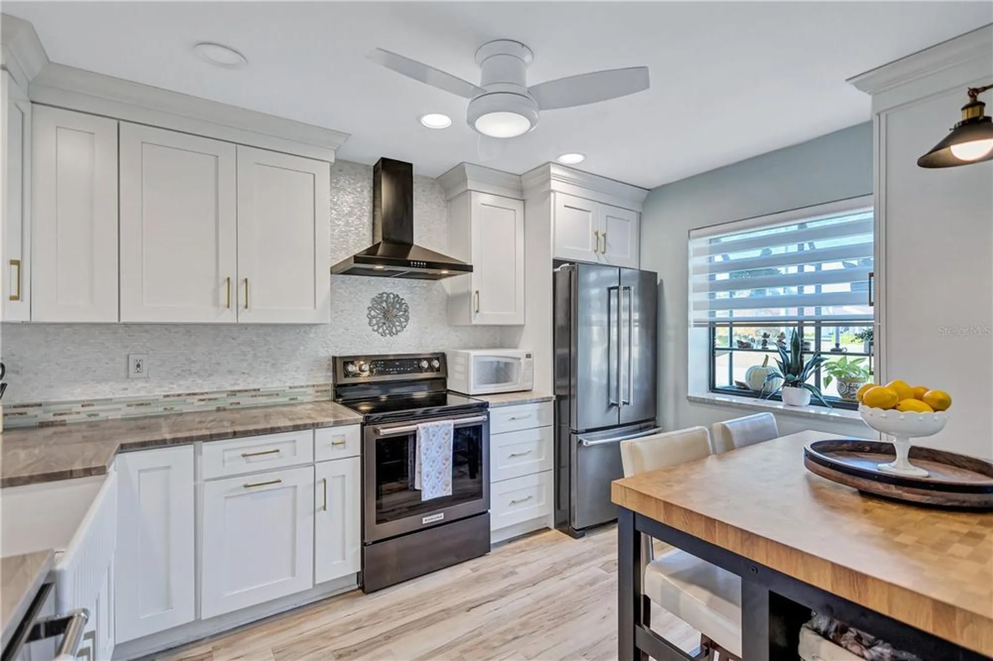 Property Slideshow image 3 of 66 | 3390 stonehaven ct a, Palm Harbor, FL, 34684
