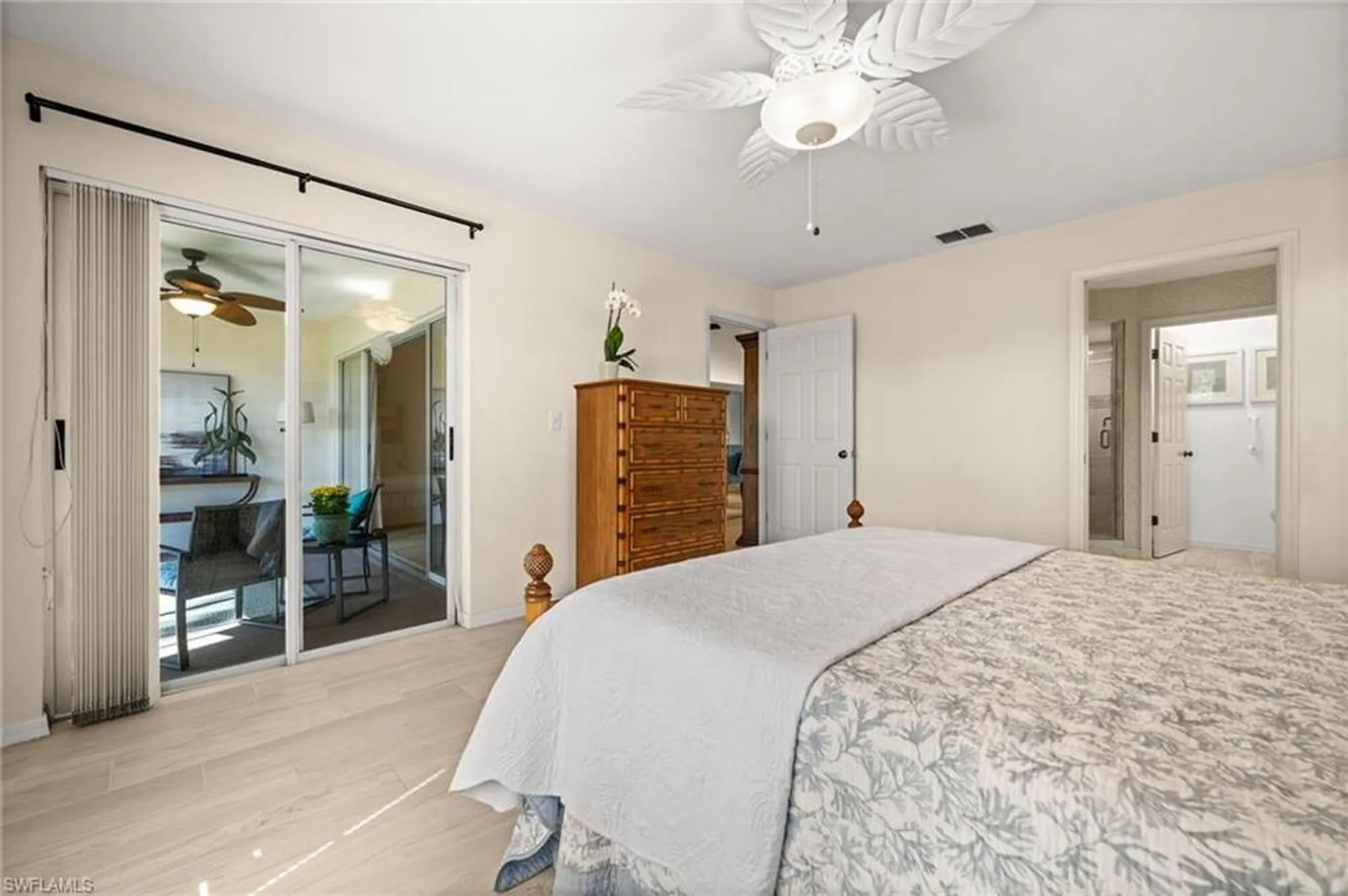 Property Slideshow image 21 of 48 | 4101 sawgrass point dr 201, Bonita Springs, FL, 34134