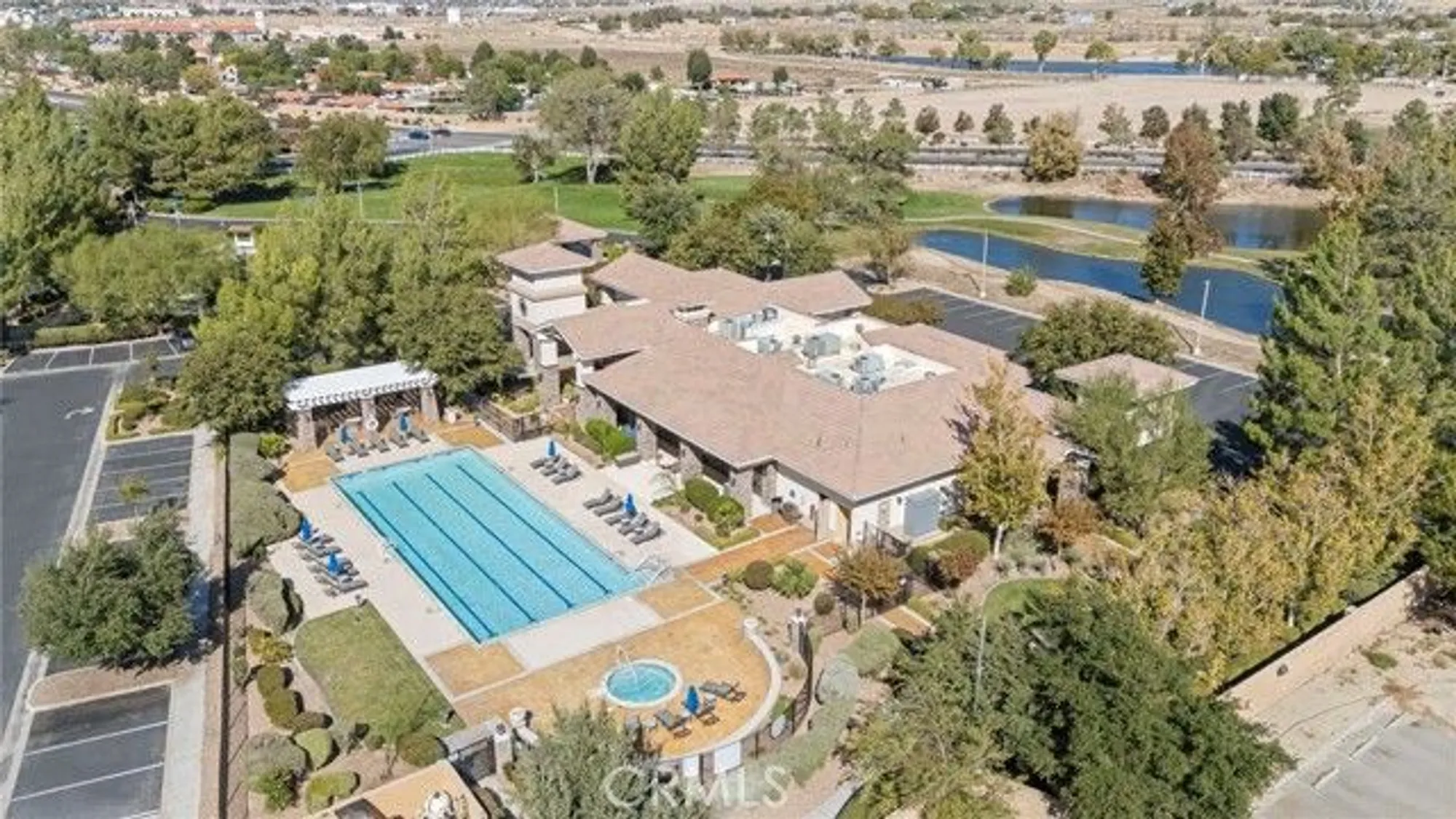 Property Slideshow image 23 of 27 | 19156 doral st, Apple Valley, CA, 92308