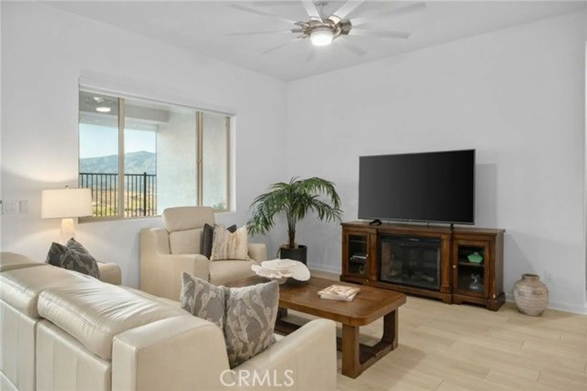 Property Slideshow image 30 of 48 | 11937 wandering way, Corona, CA, 92883