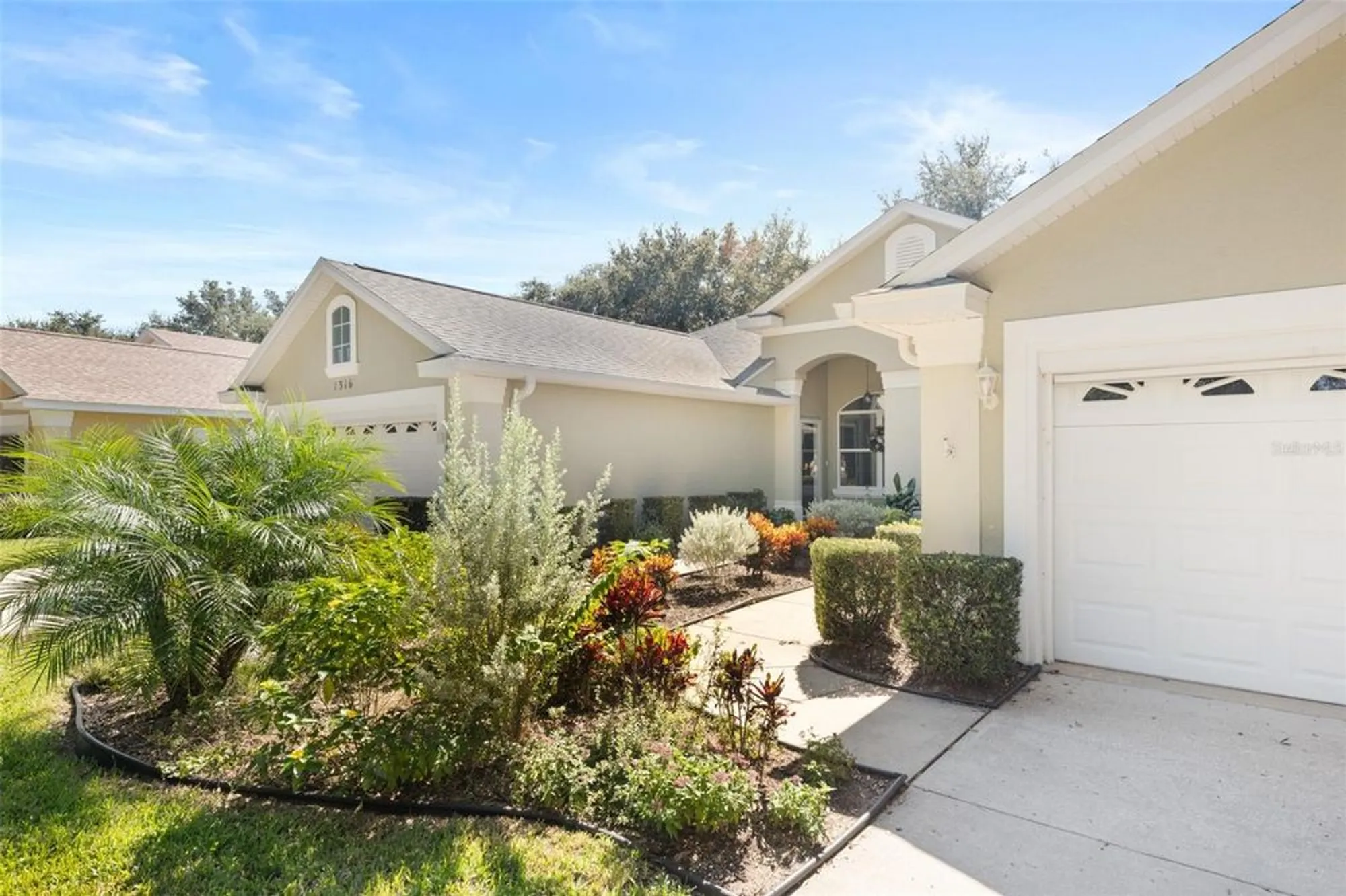 Property Slideshow image 5 of 50 | 1318 asher ct, Ormond Beach, FL, 32174