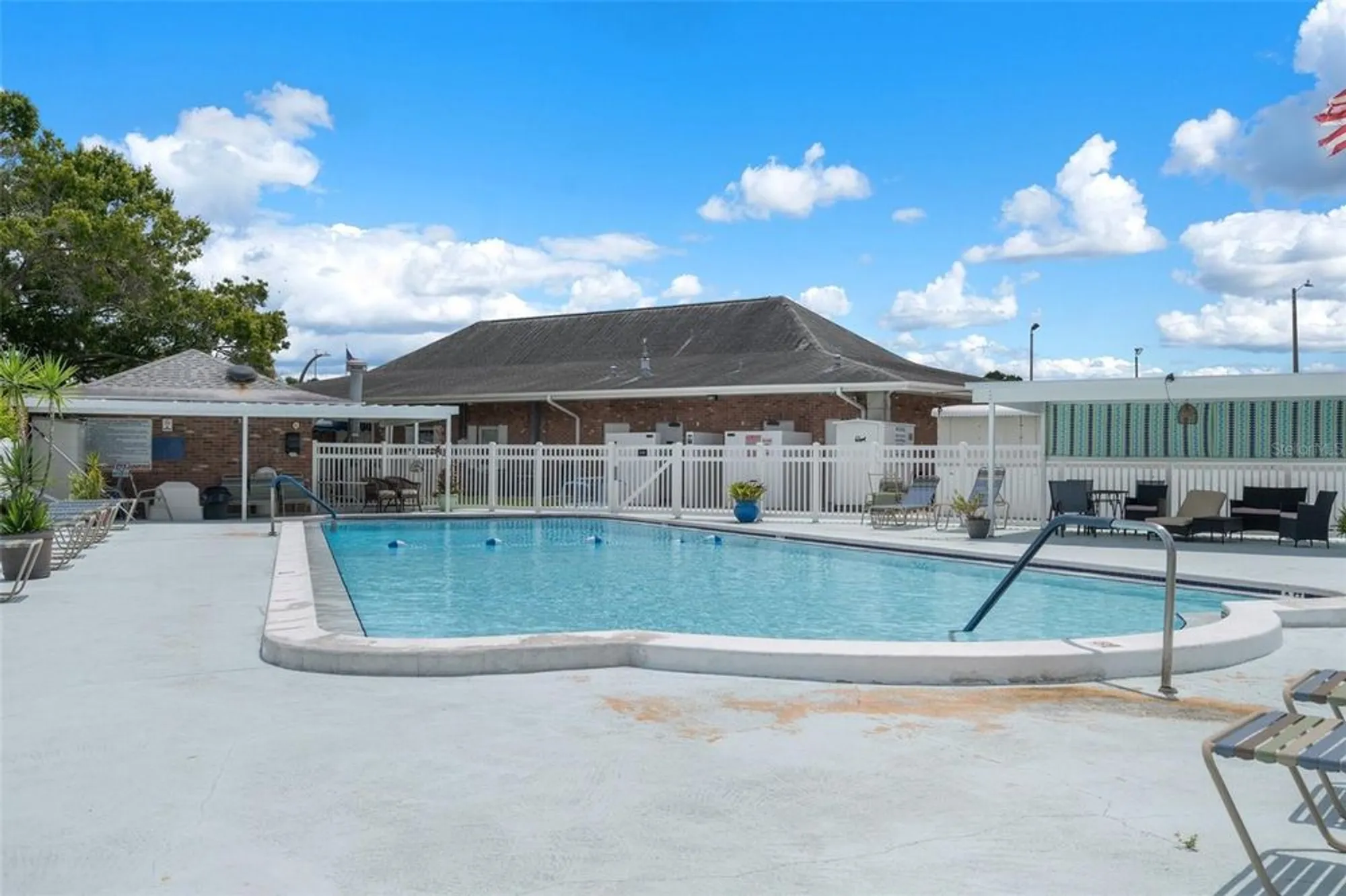 Property Slideshow image 40 of 59 | 10008 daffodil st 186, Pinellas Park, FL, 33782