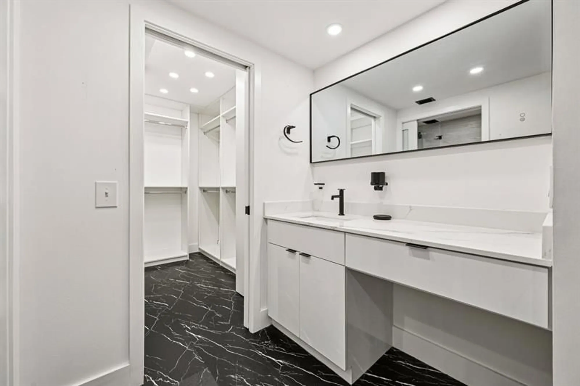 Property Slideshow image 12 of 44 | 1601 abaco dr m1, Coconut Creek, FL, 33066