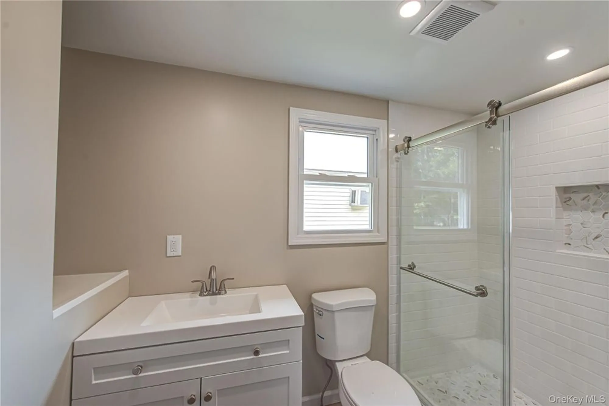 Property Slideshow image 6 of 23 | 145 village cir, Manorville, NY, 11949