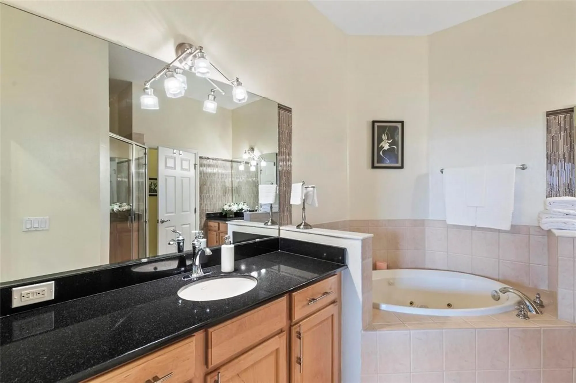 Property Slideshow image 42 of 59 | 200 riverfront dr d302, Palm Coast, FL, 32137