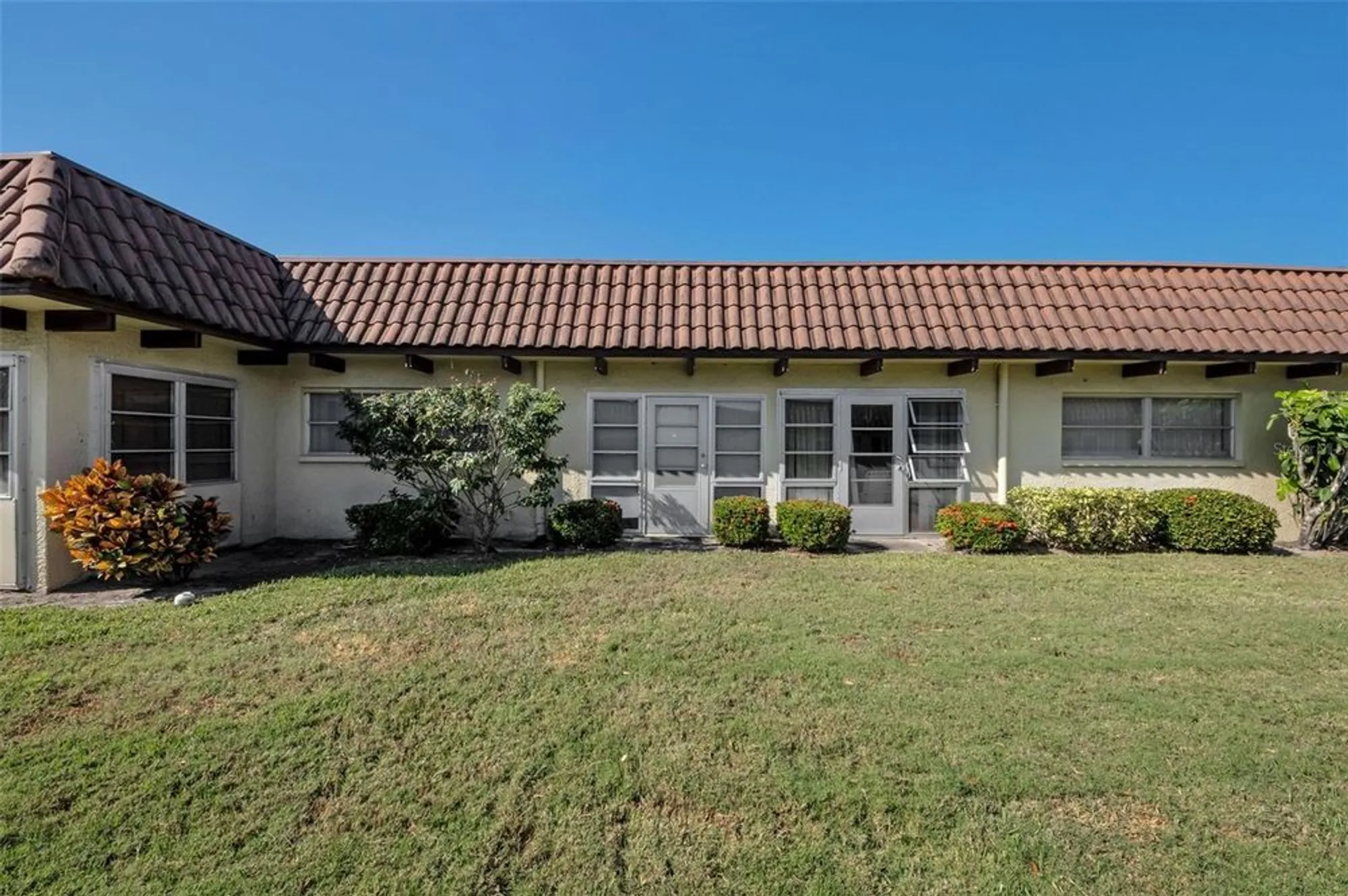 Property Slideshow image 32 of 57 | 1701 pinehurst rd 4f, Dunedin, FL, 34698