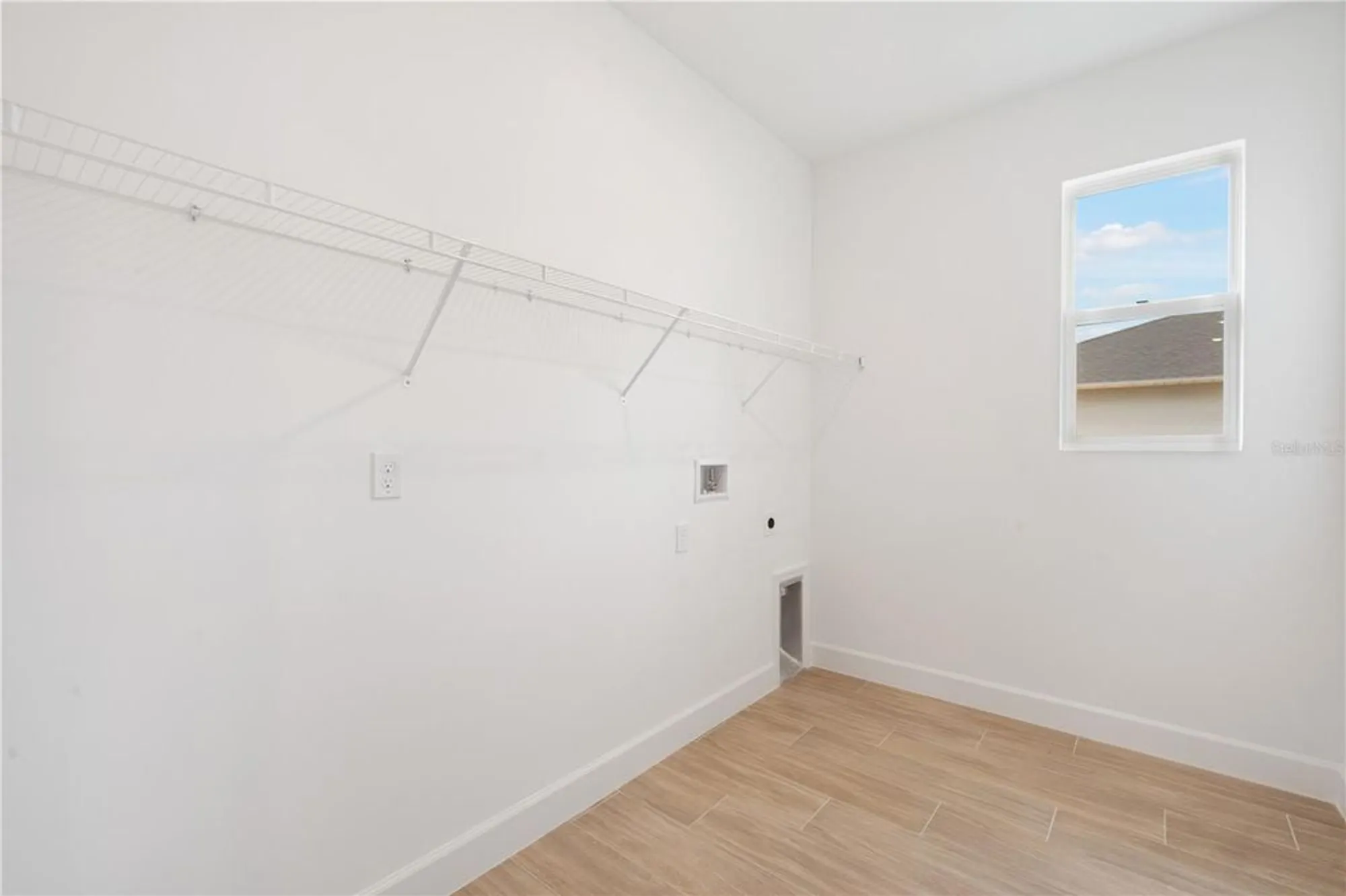 Property Slideshow image 27 of 45 | 9177 players dr, Weeki Wachee, FL, 34613