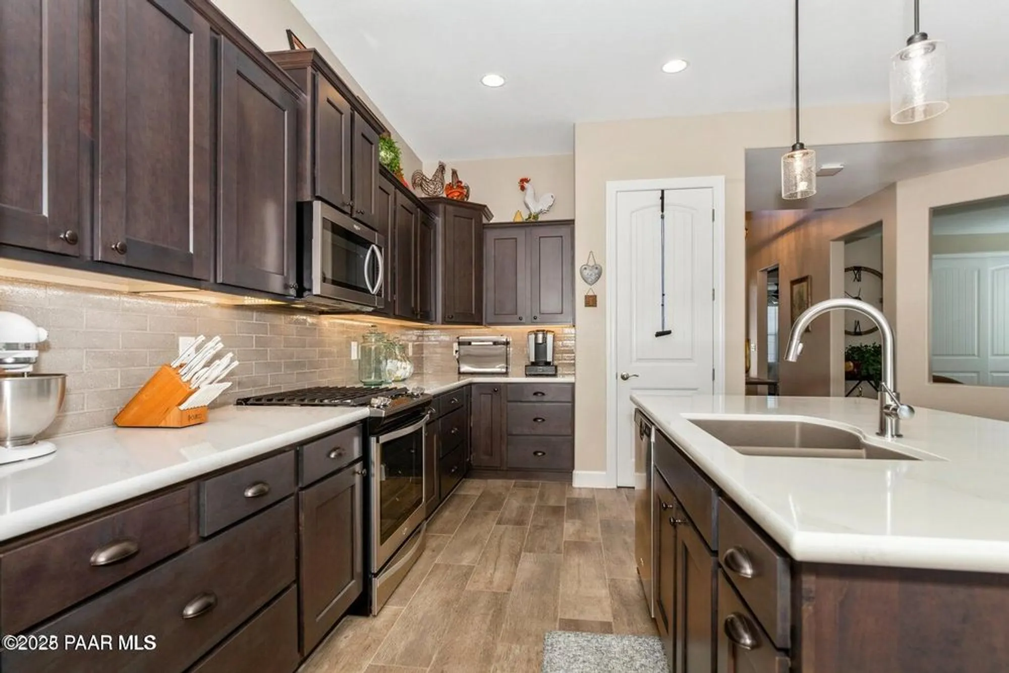 Property Slideshow image 13 of 65 | 1300 n low valley ln, Prescott Valley, AZ, 86314