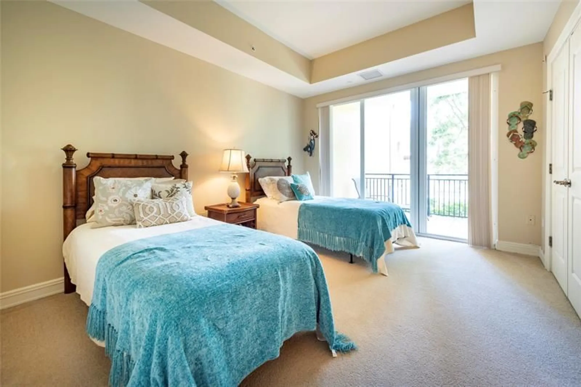 Property Slideshow image 26 of 39 | 16135 emerald estates dr 272, Weston, FL, 33331