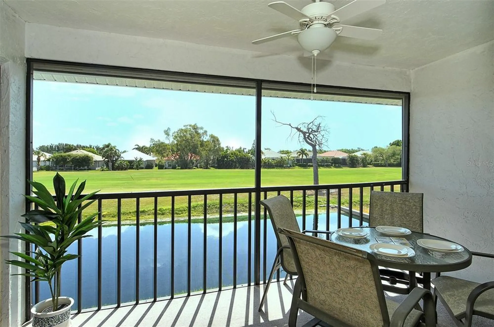 Property Slideshow image 1 of 31 | 1100 capri isles blvd apt 523, Venice, FL, 34292