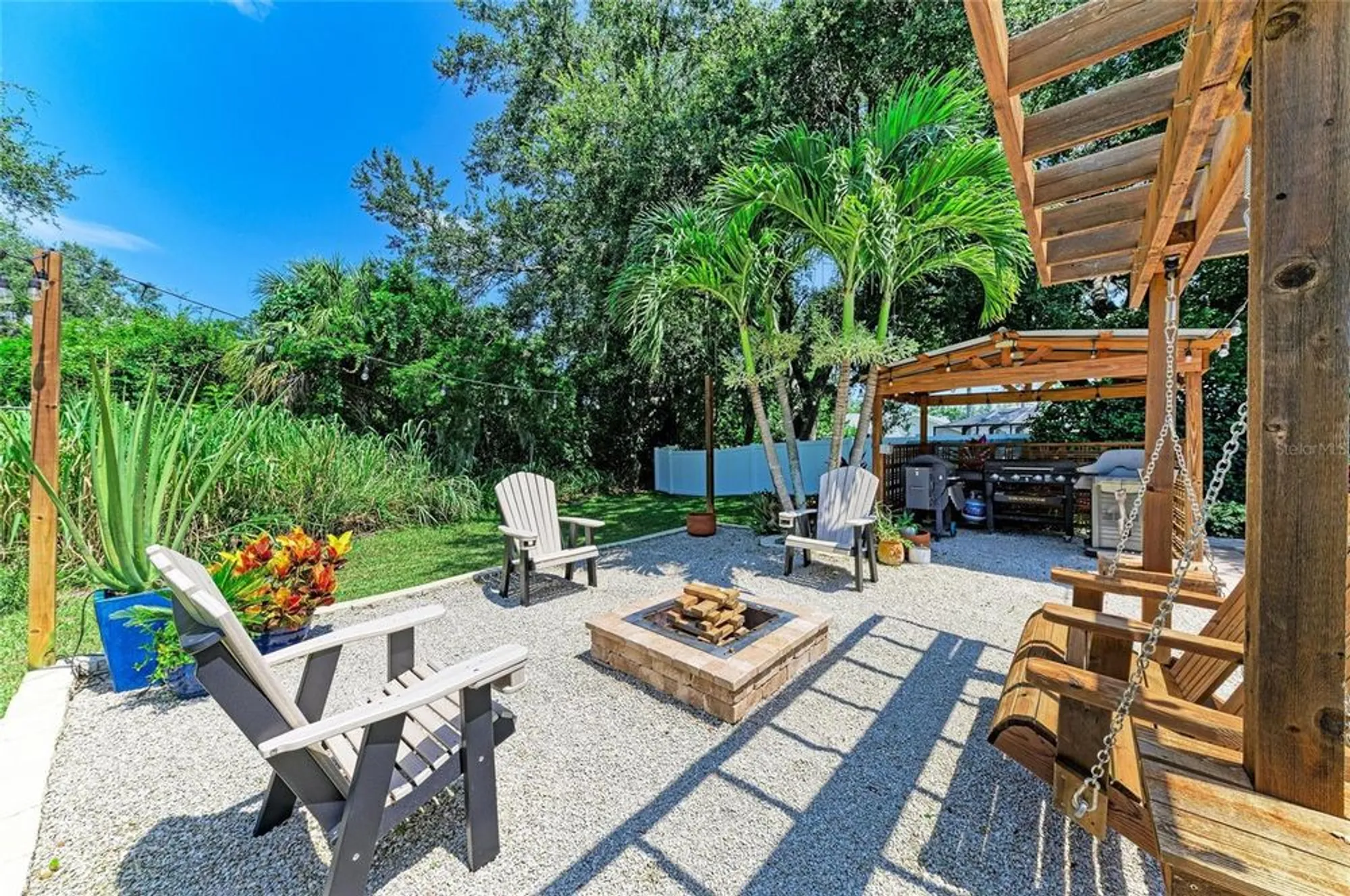 Property Slideshow image 60 of 69 | 8416 palm lakes ct, Sarasota, FL, 34243