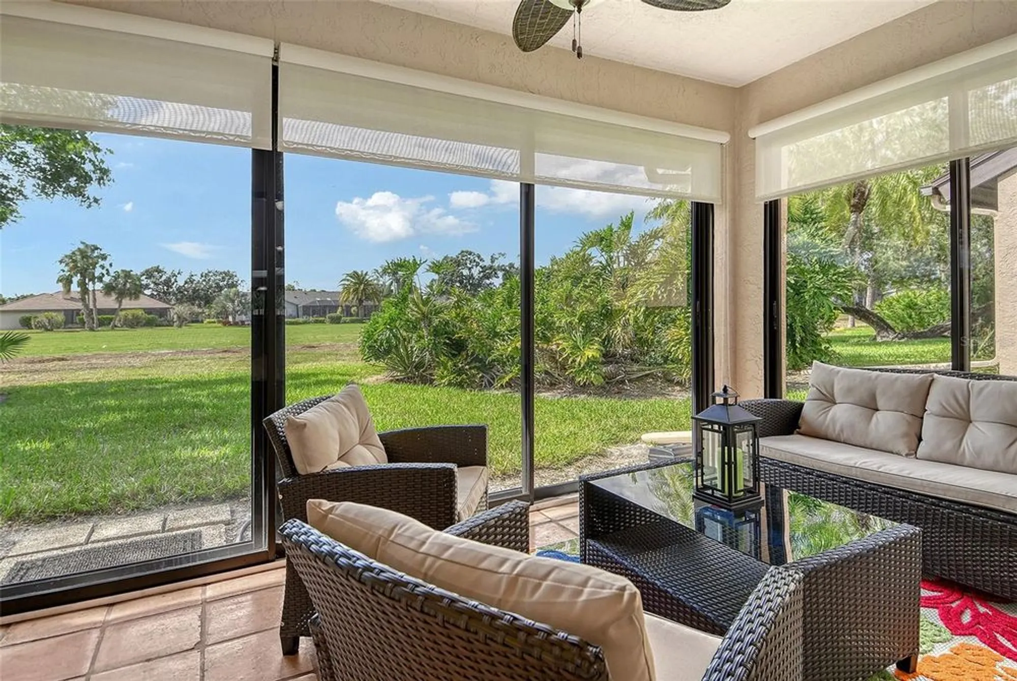 Property Slideshow image 17 of 38 | 6261 timber lake dr f6, Sarasota, FL, 34243