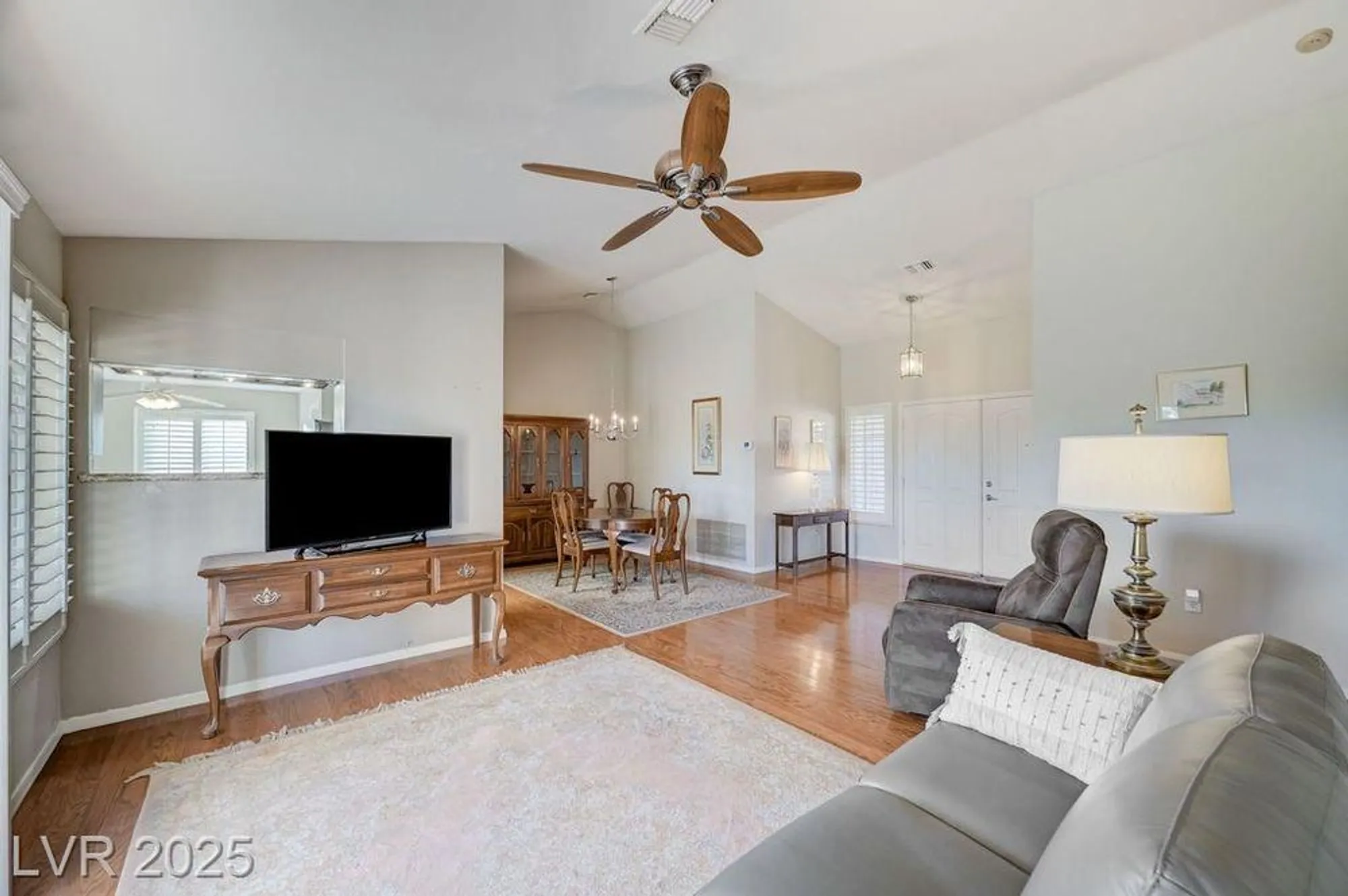 Property Slideshow image 10 of 40 | 3016 cradle mountain dr, Las Vegas, NV, 89134