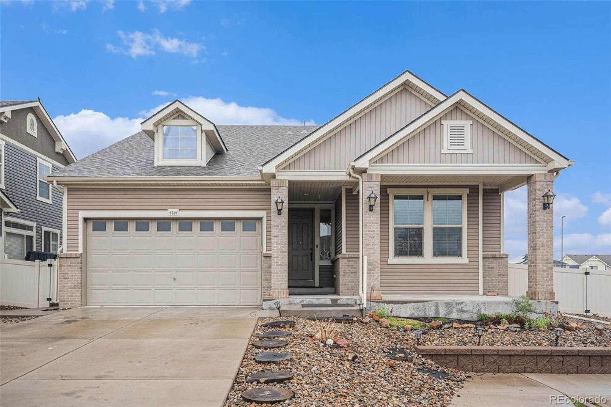 Property Slideshow image 4 of 28 | 5521 ensenada st, Denver, CO, 80249