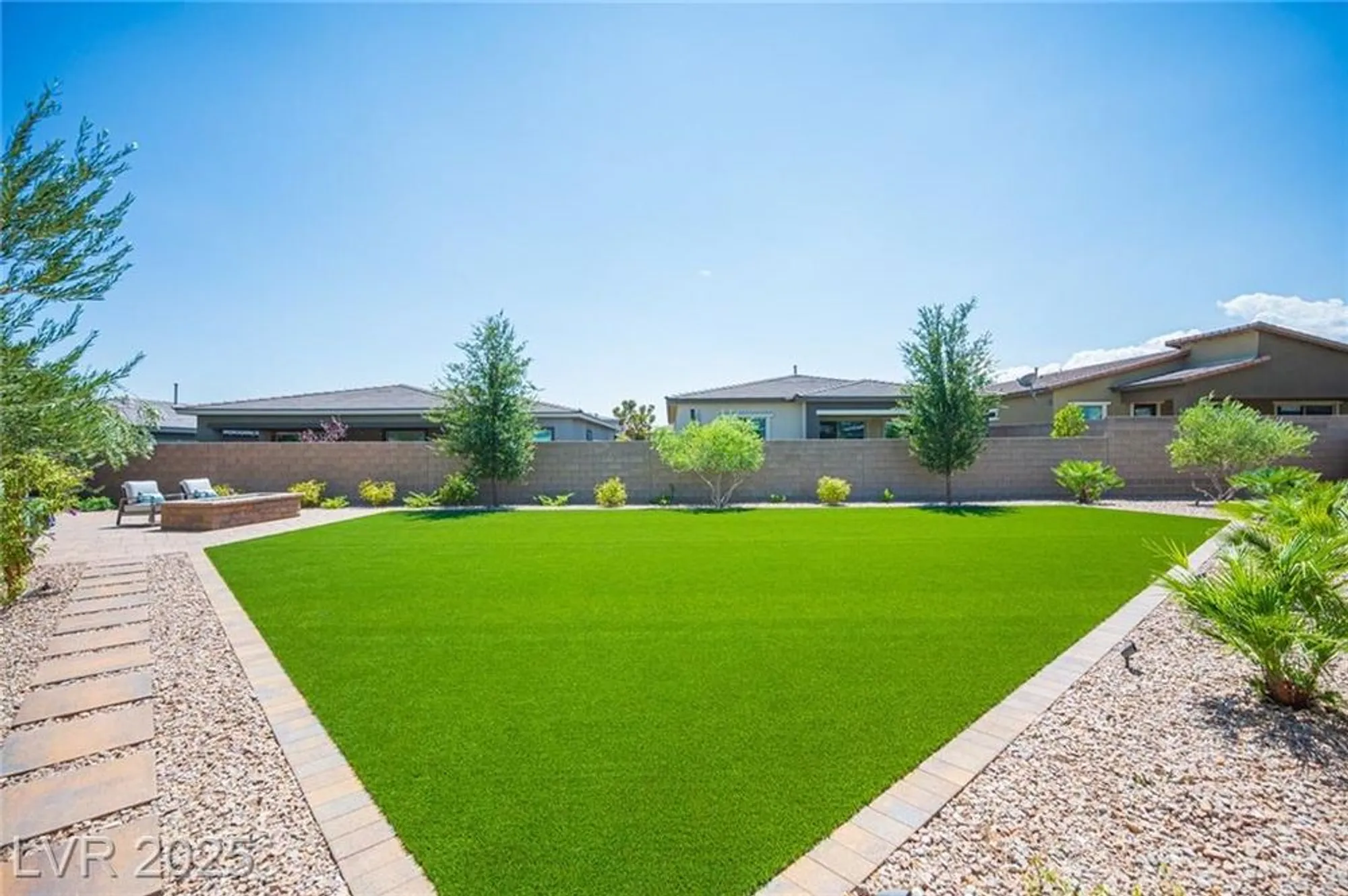 Property Slideshow image 48 of 92 | 936 mayfield manor ln, Las Vegas, NV, 89138