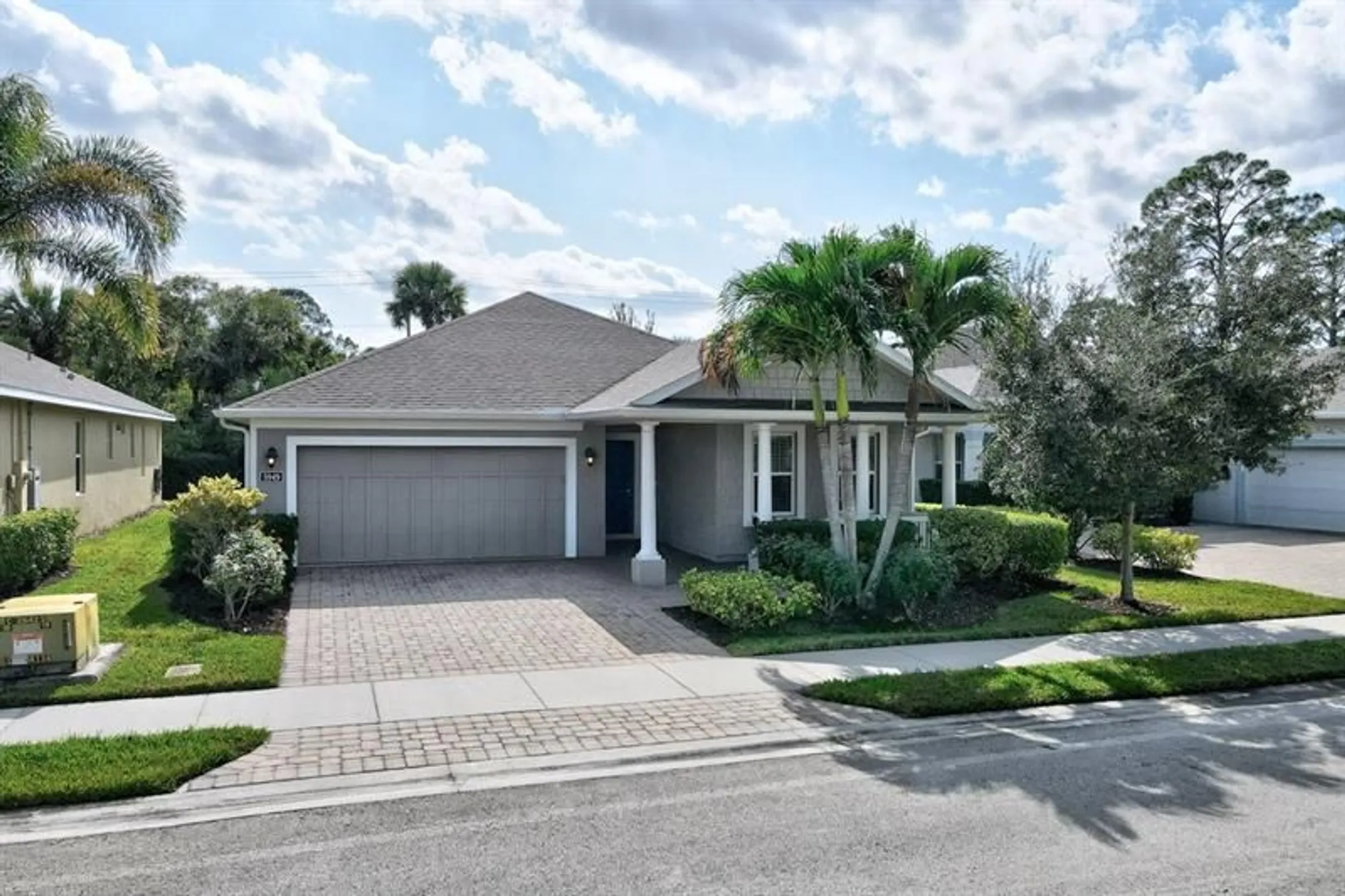 Property Slideshow image 34 of 47 | 5949 buttonwood sq, Vero Beach, FL, 32966