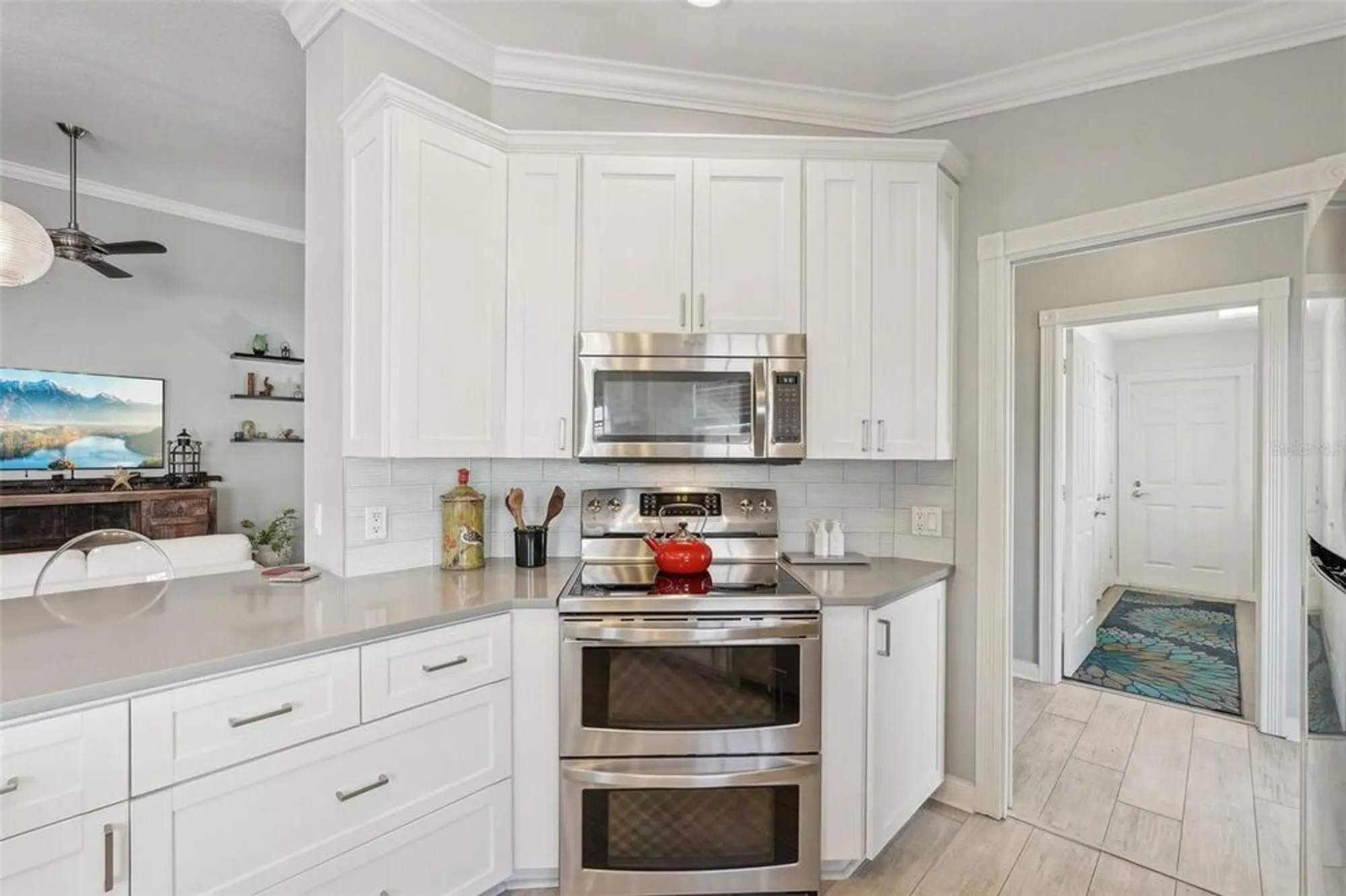 Property Slideshow image 11 of 74 | 7632 quinto dr, Sarasota, FL, 34238