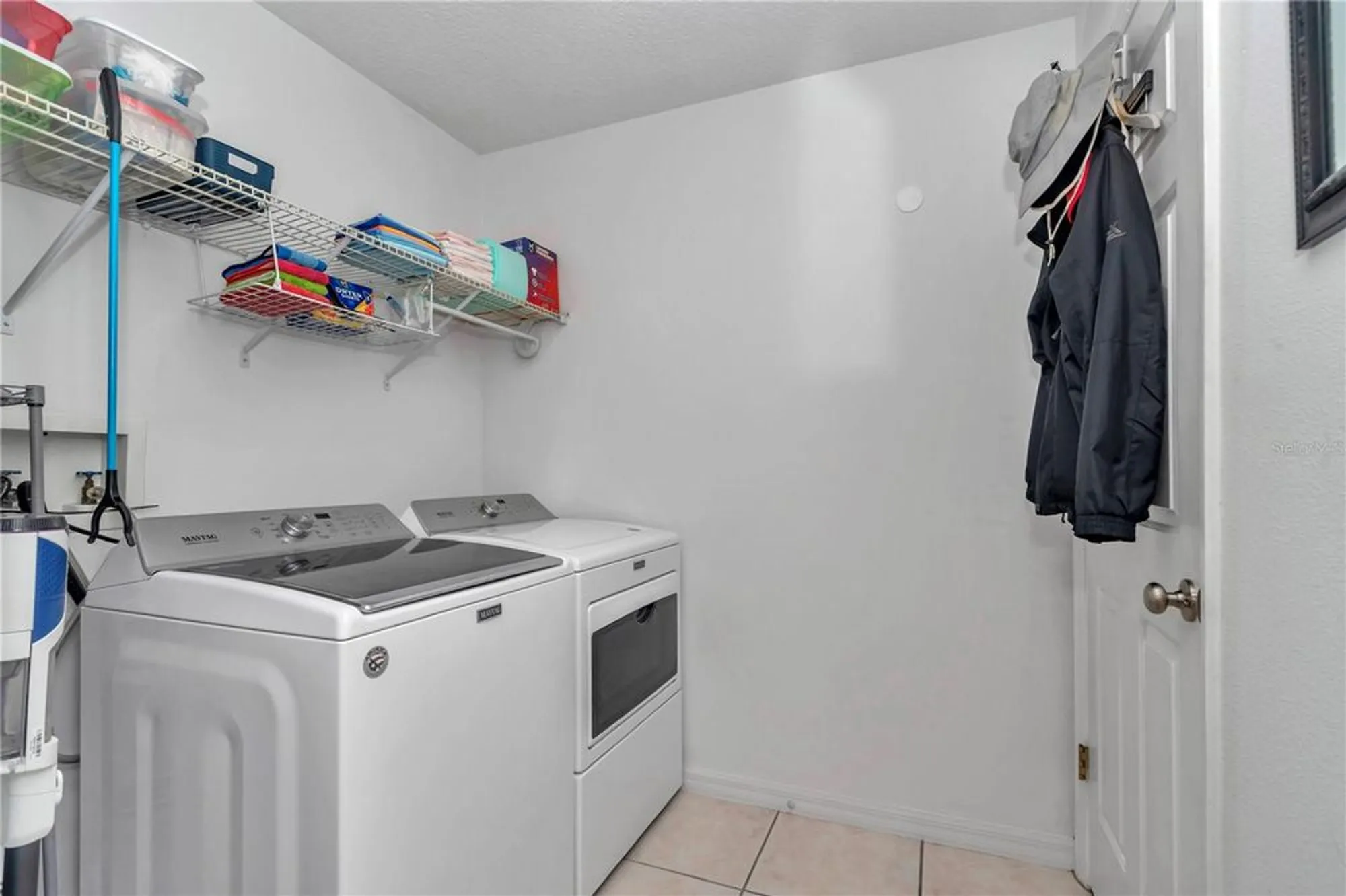 Property Slideshow image 23 of 43 | 5556 grove mnr, Lady Lake, FL, 32159