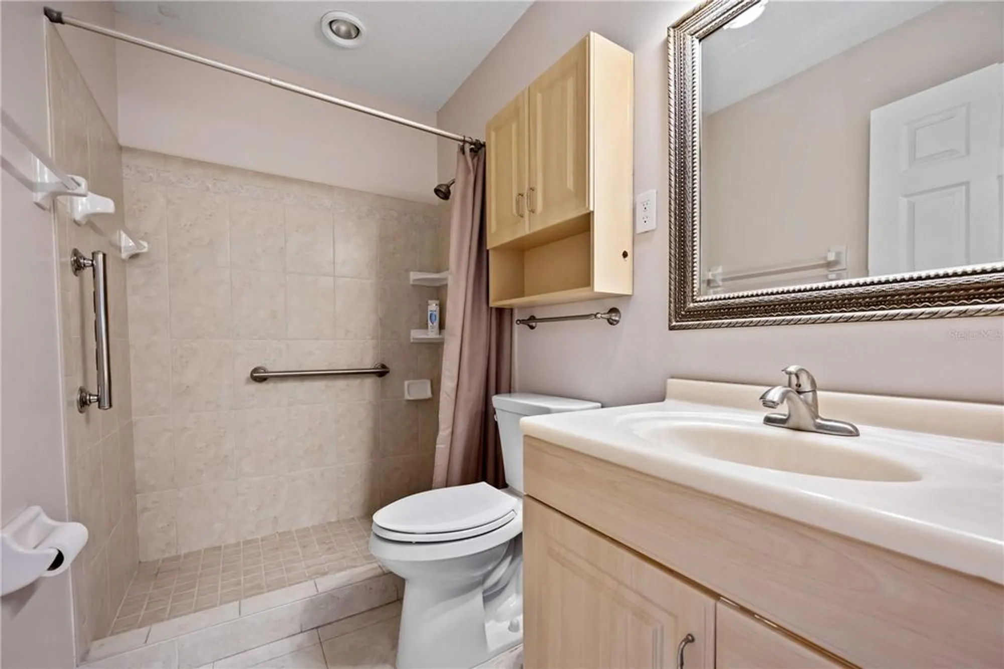 Property Slideshow image 21 of 51 | 3527 silver pine ct # 82, Sarasota, FL, 34231