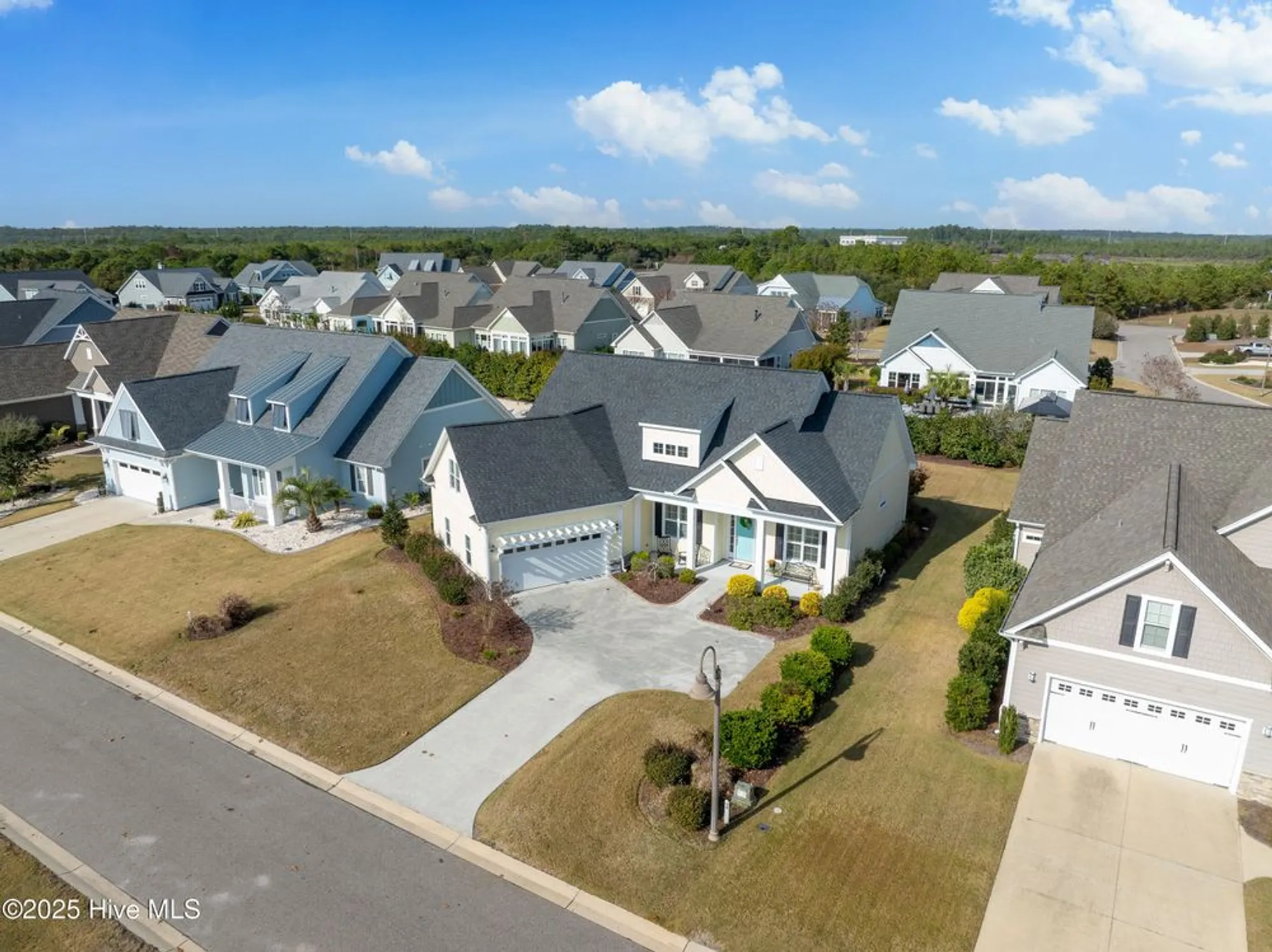 Property Slideshow image 4 of 92 | 3073 beachcomber dr, Southport, NC, 28461