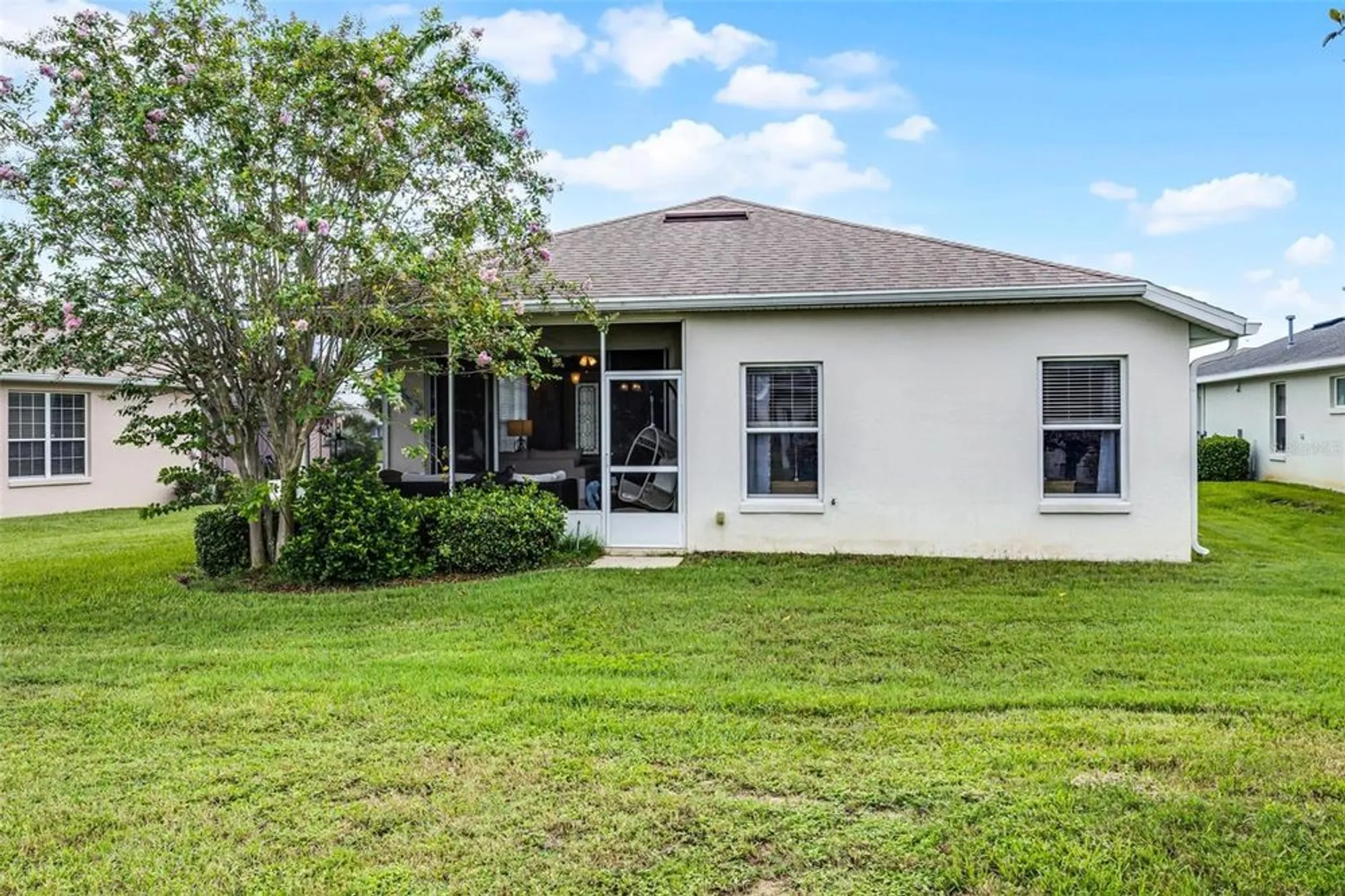 Property Slideshow image 36 of 69 | 27111 nostalgia dr, Leesburg, FL, 34748