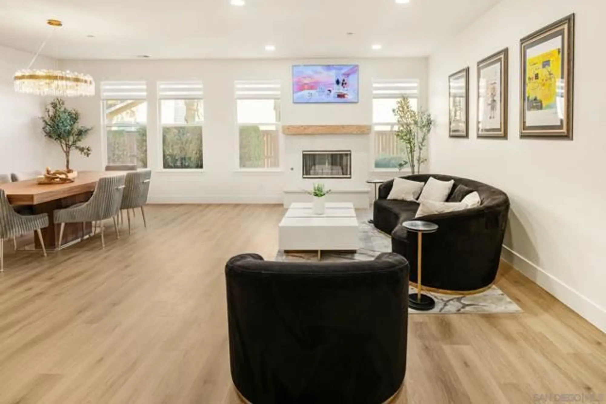 Property Slideshow image 7 of 61 | 10528 pinion trl, Escondido, CA, 92026