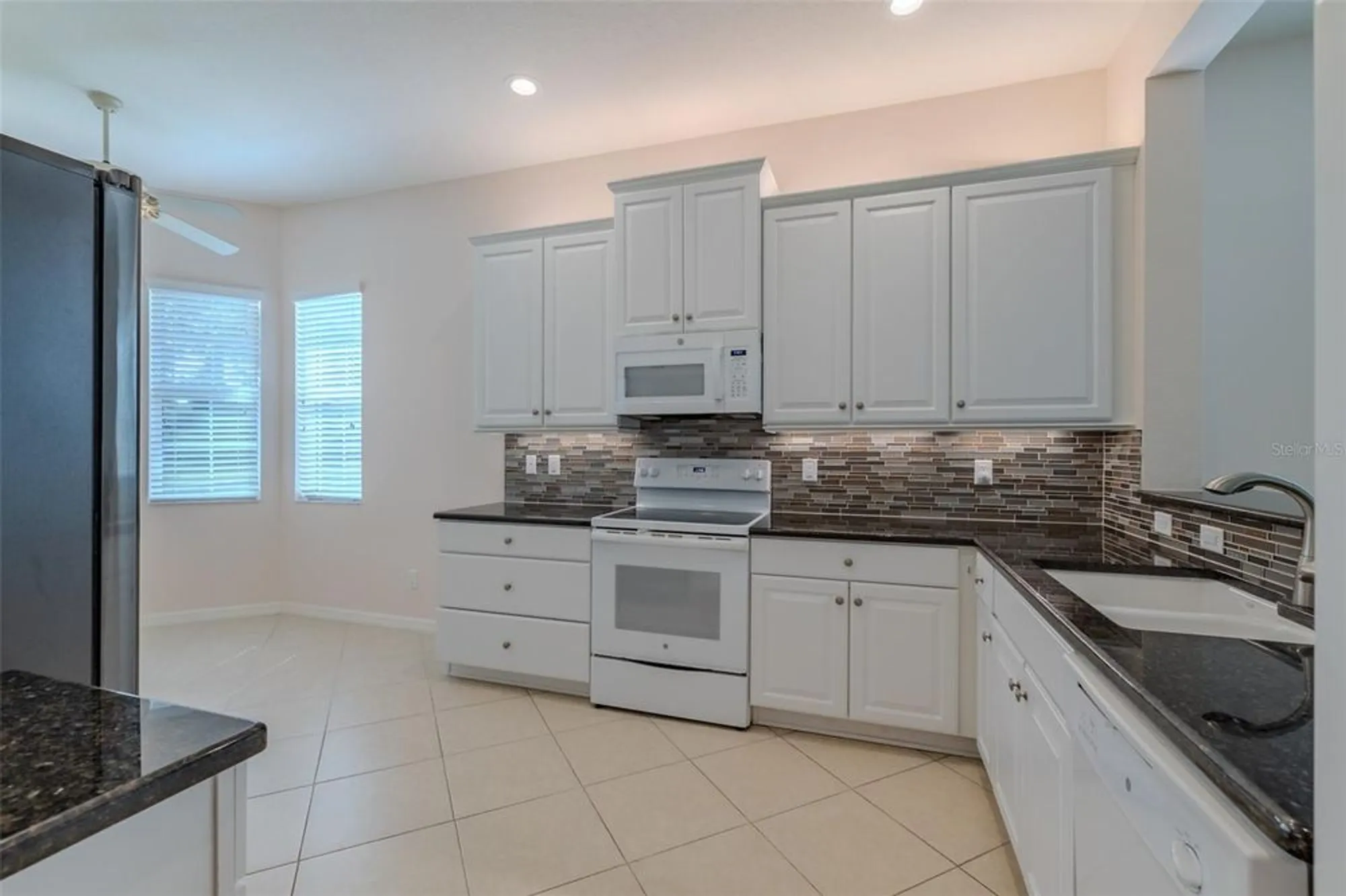 Property Slideshow image 12 of 100 | 4817 sandy glen way, Wimauma, FL, 33598