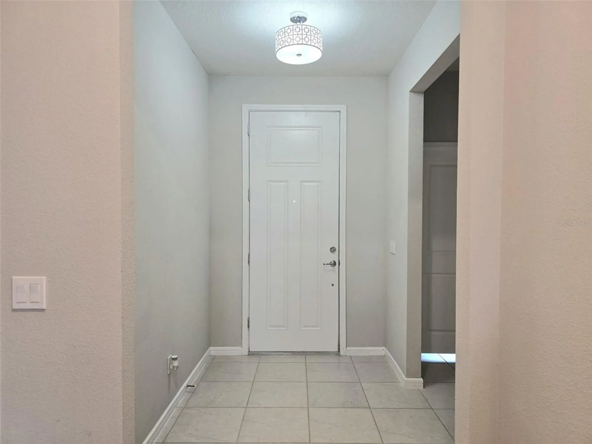 Property Slideshow image 5 of 42 | 1973 spring shower cir, Kissimmee, FL, 34744