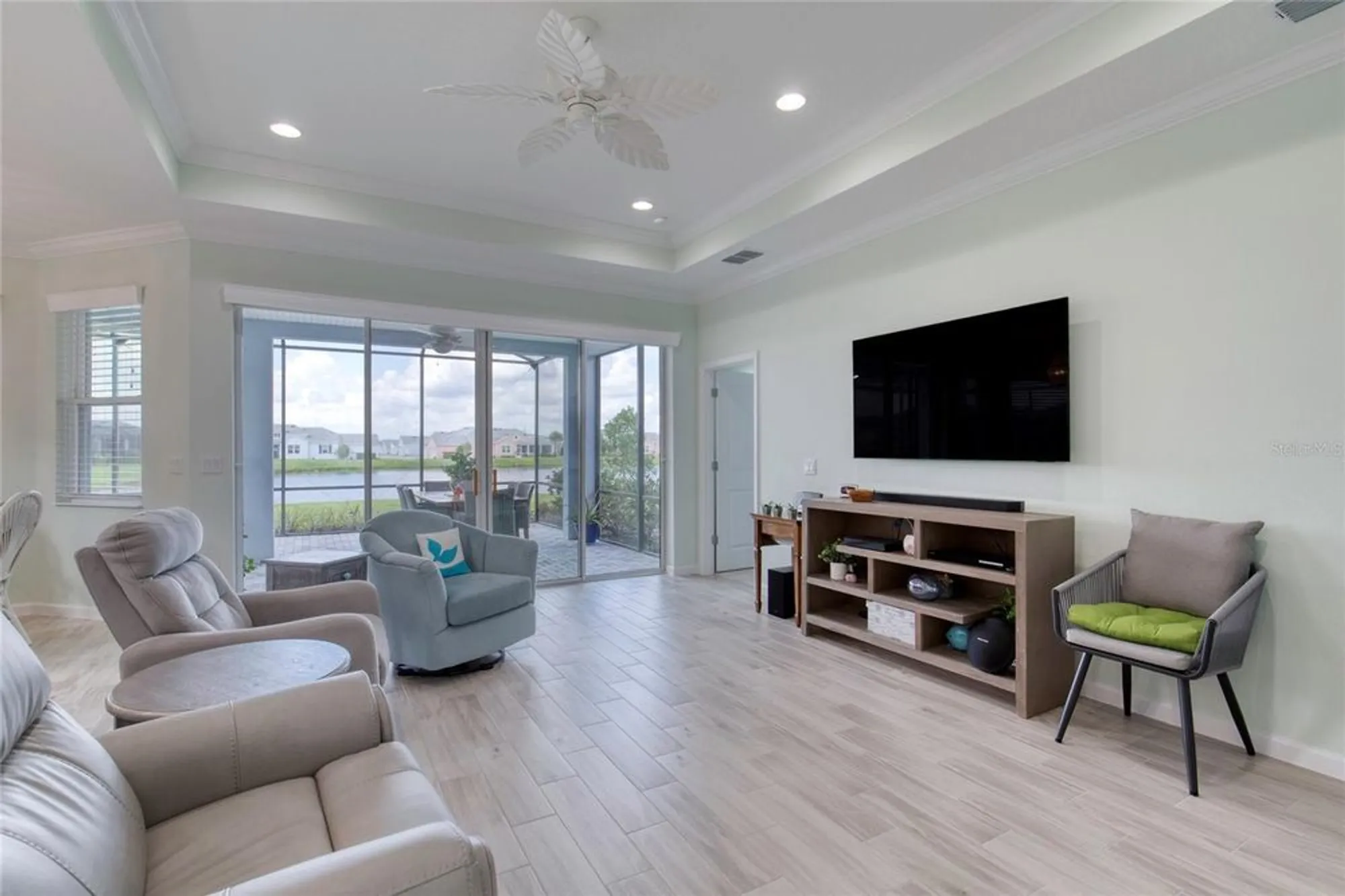 Property Slideshow image 12 of 50 | 213 cheeseburger dr, Daytona Beach, FL, 32124