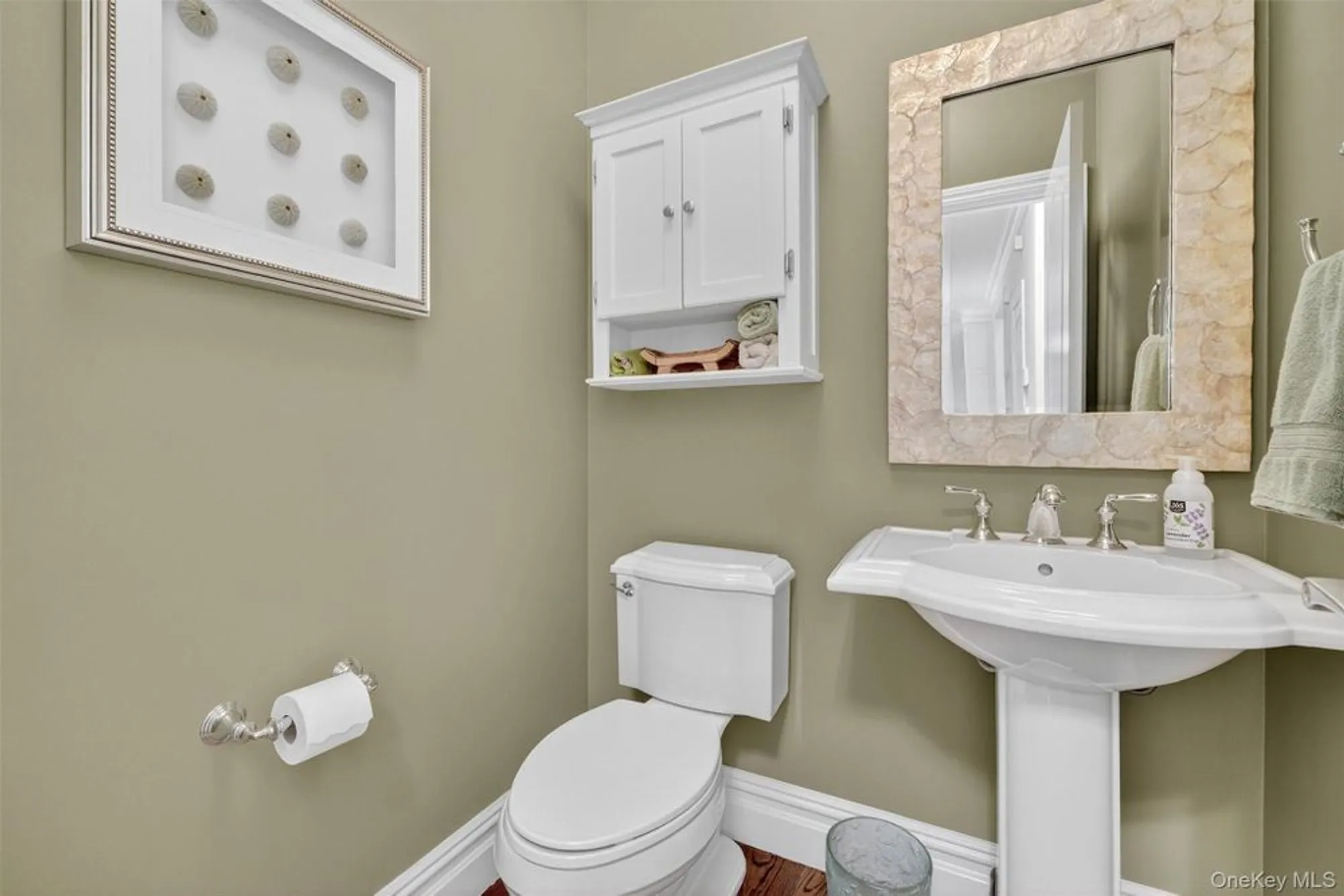 Property Slideshow image 14 of 44 | 29 michael roberts ct, Pearl River, NY, 10965