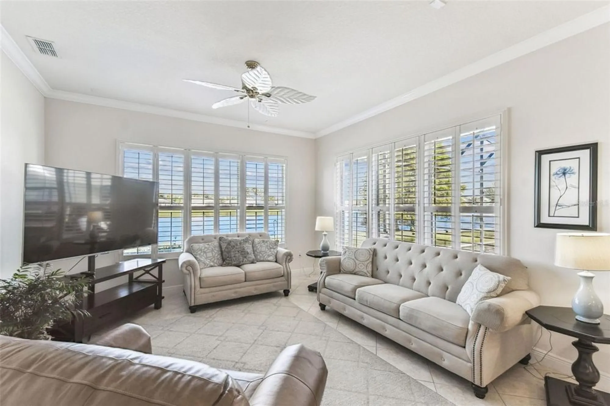 Property Slideshow image 10 of 49 | 722 shorehaven dr, Kissimmee, FL, 34759