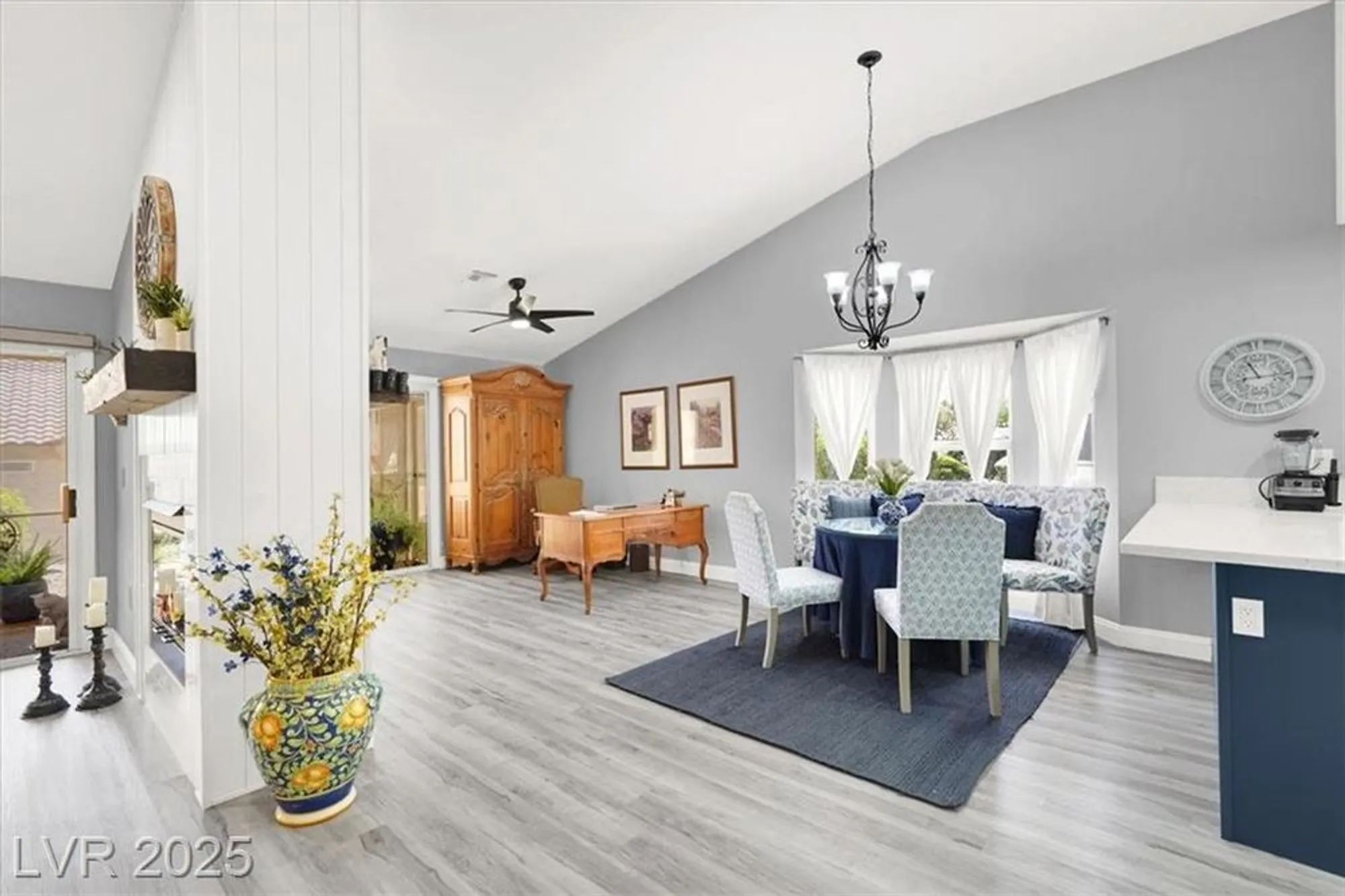 Property Slideshow image 9 of 26 | 2408 dove valley ct, Las Vegas, NV, 89134