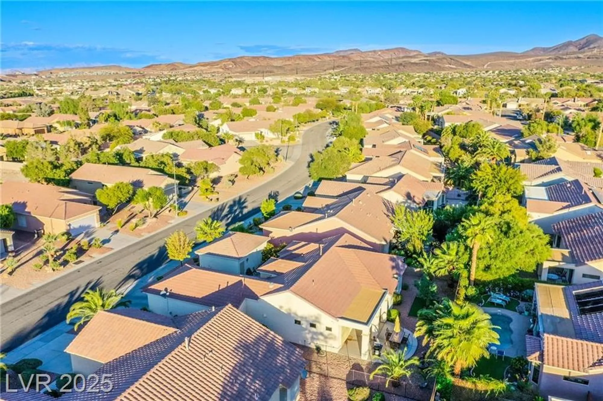 Property Slideshow image 31 of 31 | 2581 evansville ave, Henderson, NV, 89052