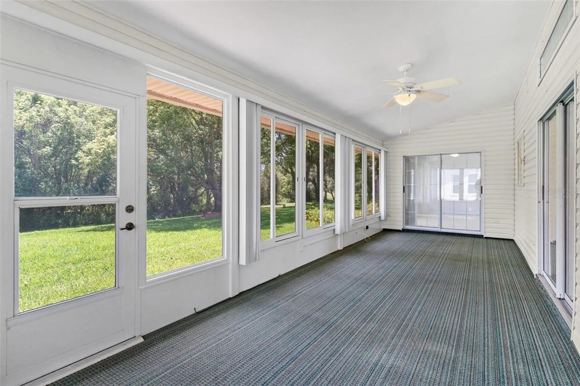 Property Slideshow image 34 of 48 | 26608 racquet cir, Leesburg, FL, 34748