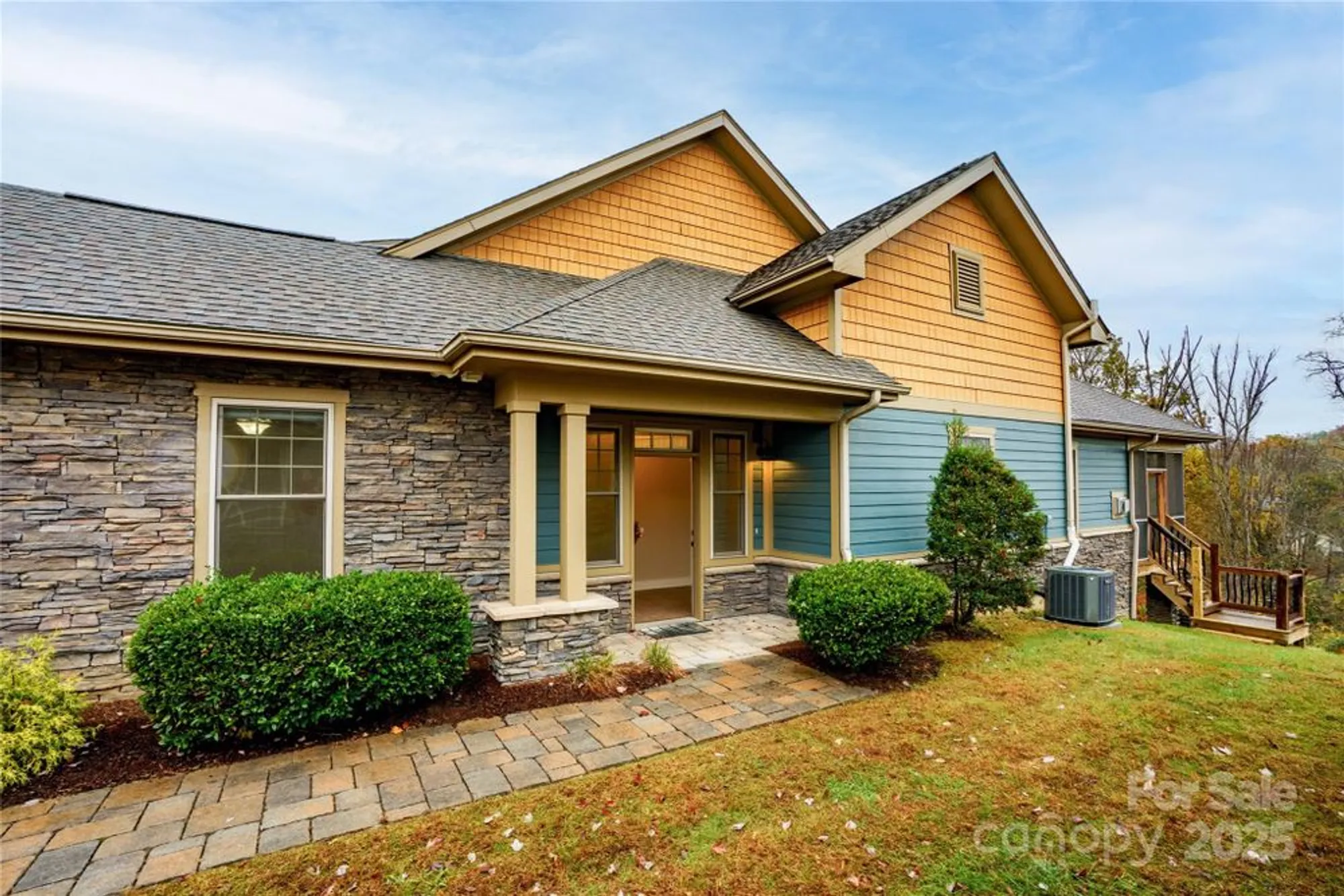 Property Slideshow image 1 of 41 | 22 craftsman view dr, Asheville, NC, 28804