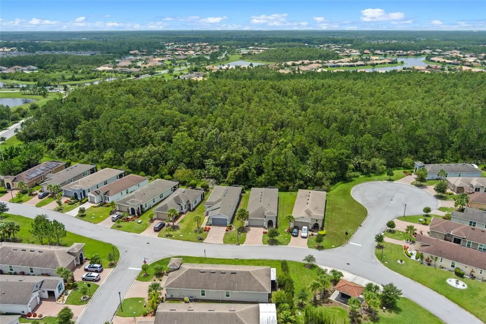 Property Slideshow image 35 of 78 | 101 palazzo ln, Poinciana, FL, 34759