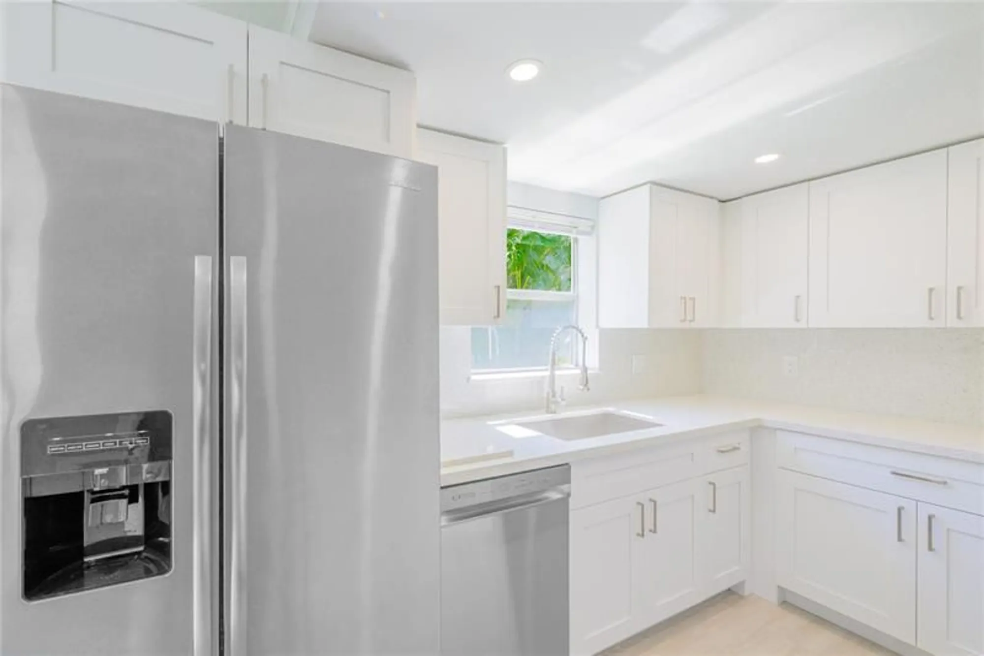 Property Slideshow image 7 of 19 | 633 brittany n # 633, Delray Beach, FL, 33446