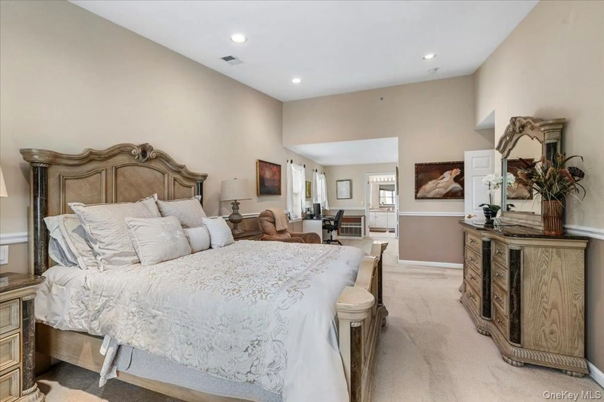 Property Slideshow image 26 of 27 | 108 joseph ln, Dix Hills, NY, 11746